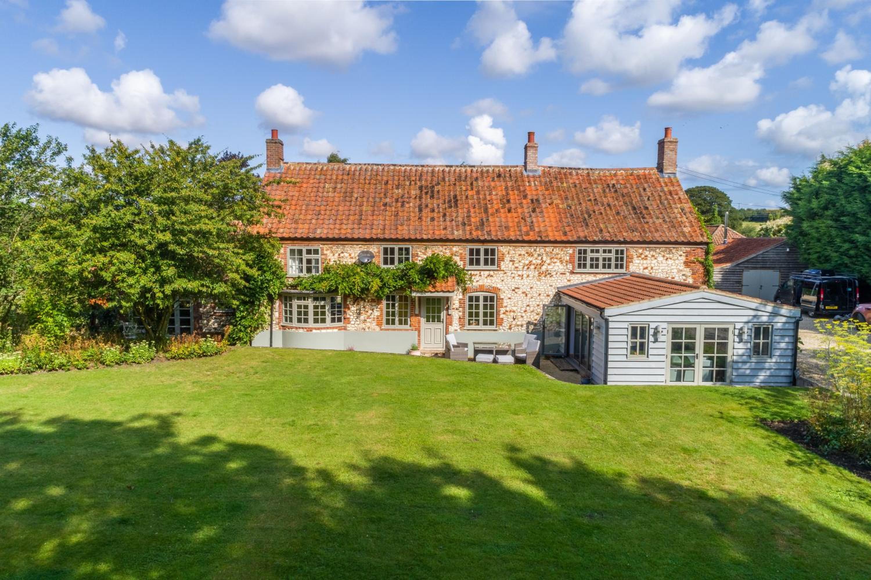 Swan Cottage