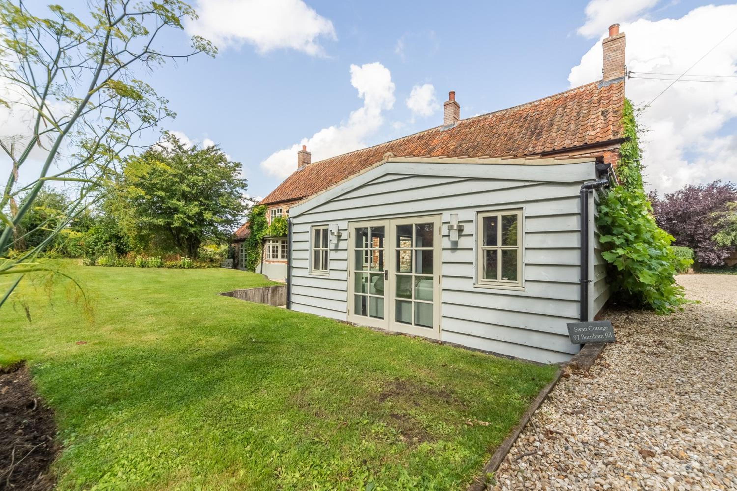 Swan Cottage