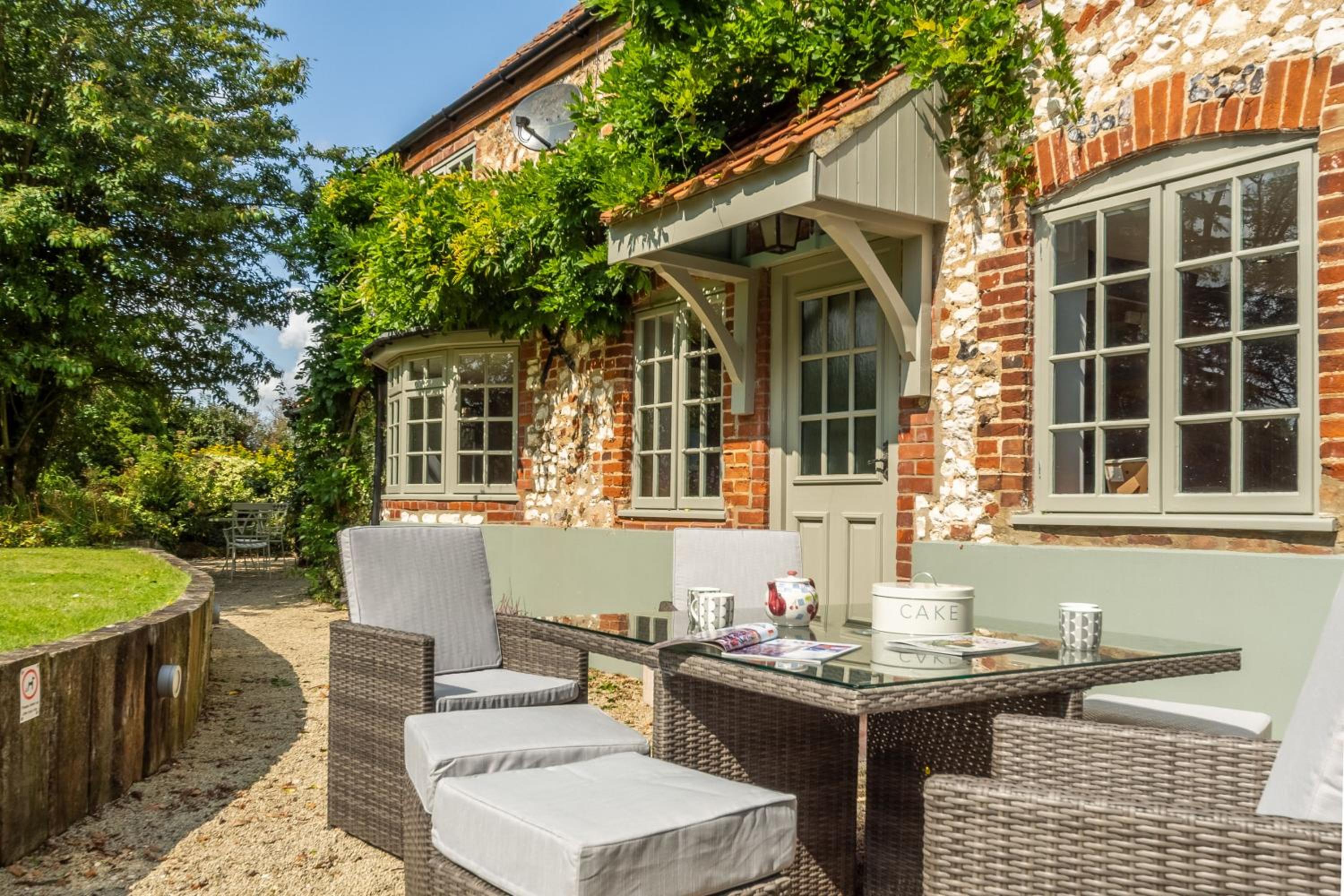 Swan Cottage
