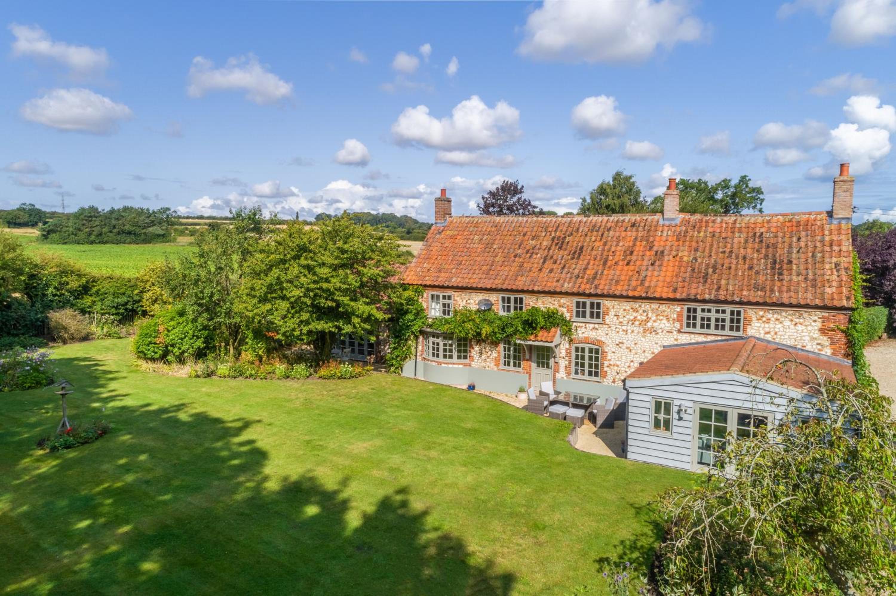 Swan Cottage