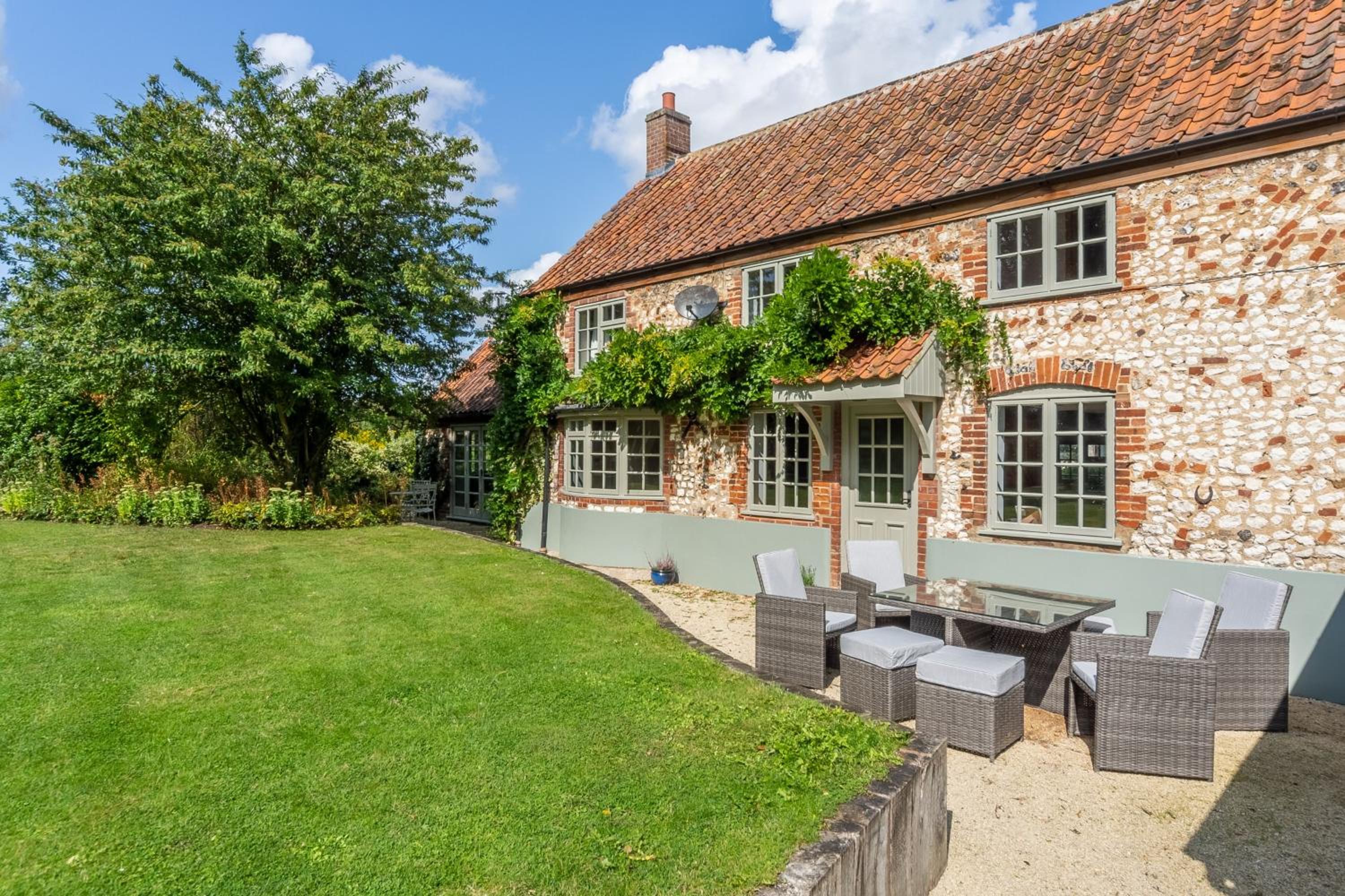 Swan Cottage