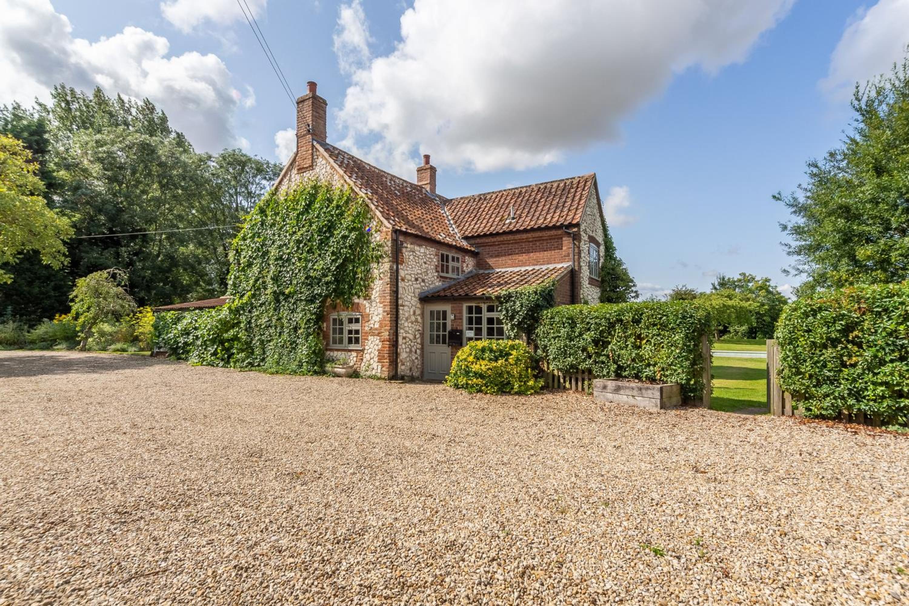 Swan Cottage