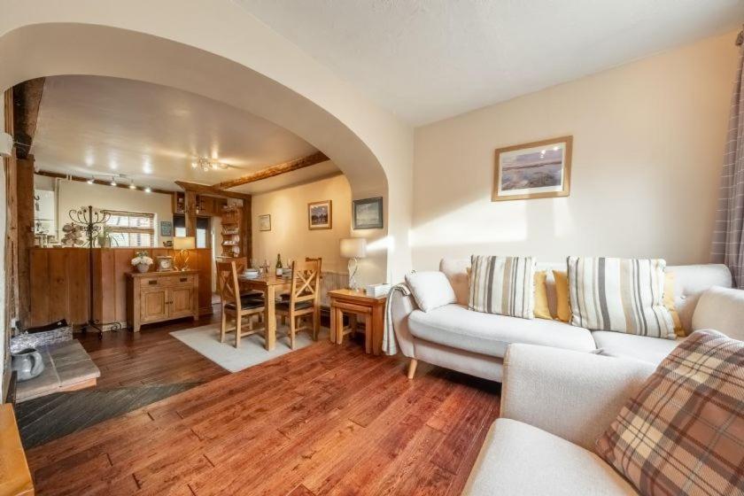 Harbour View Cottage