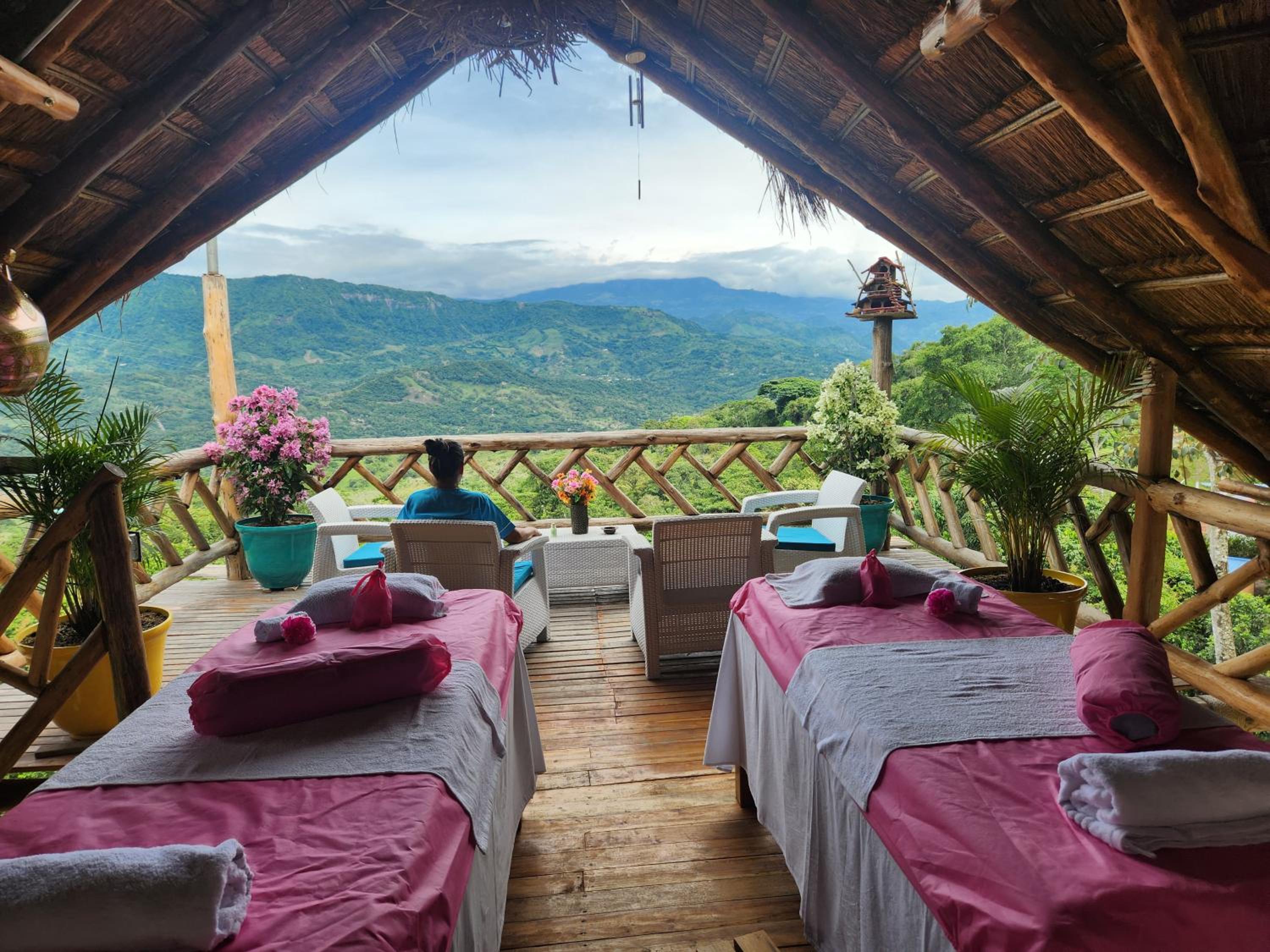 Villeta Casa de Campo caracoli spa