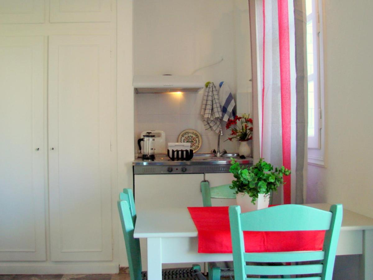 Aegialis Studios & Rooms