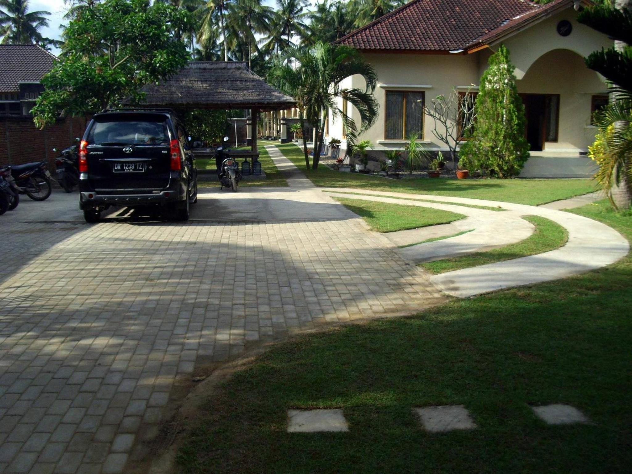 Photo 8