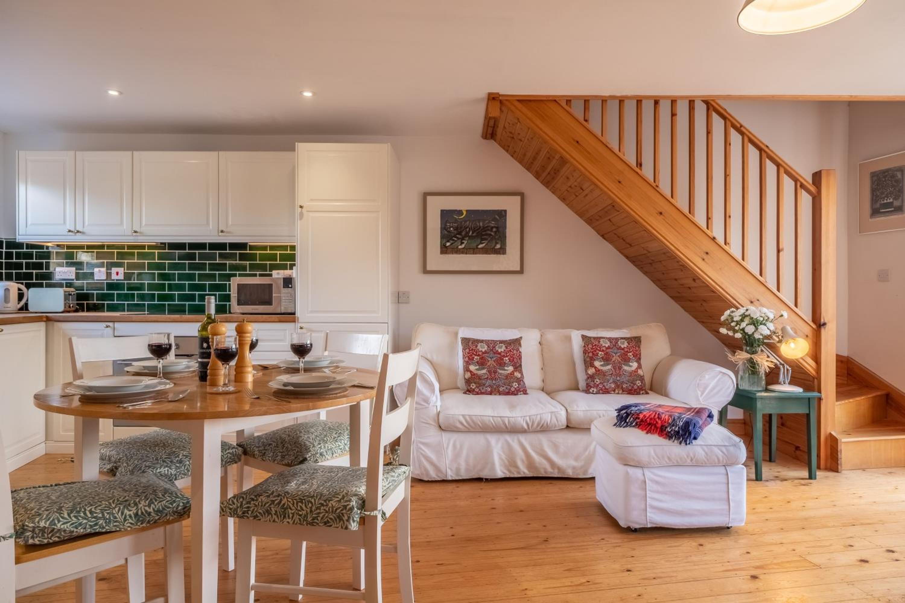 Gallery Cottage