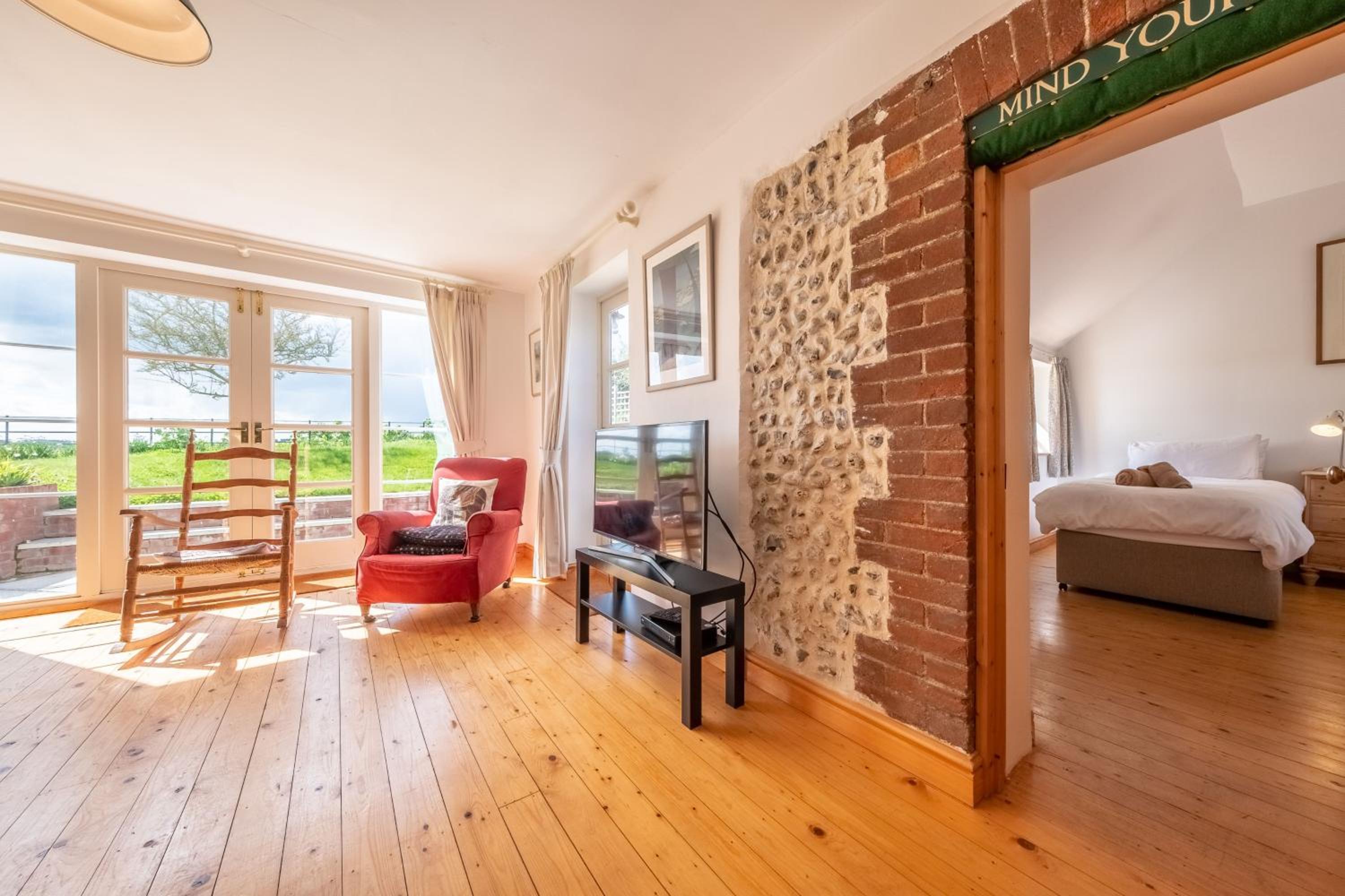 Gallery Cottage