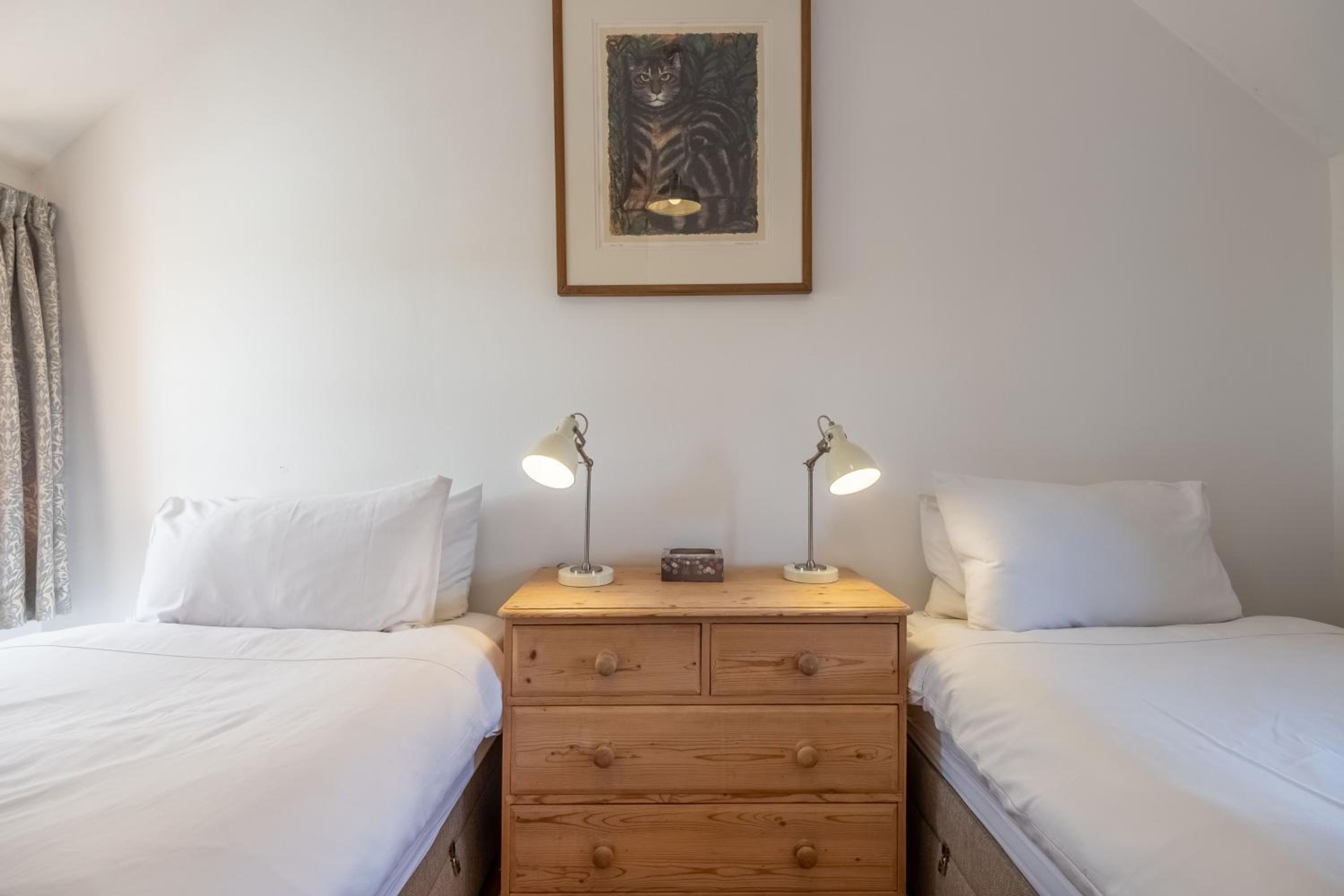 Gallery Cottage