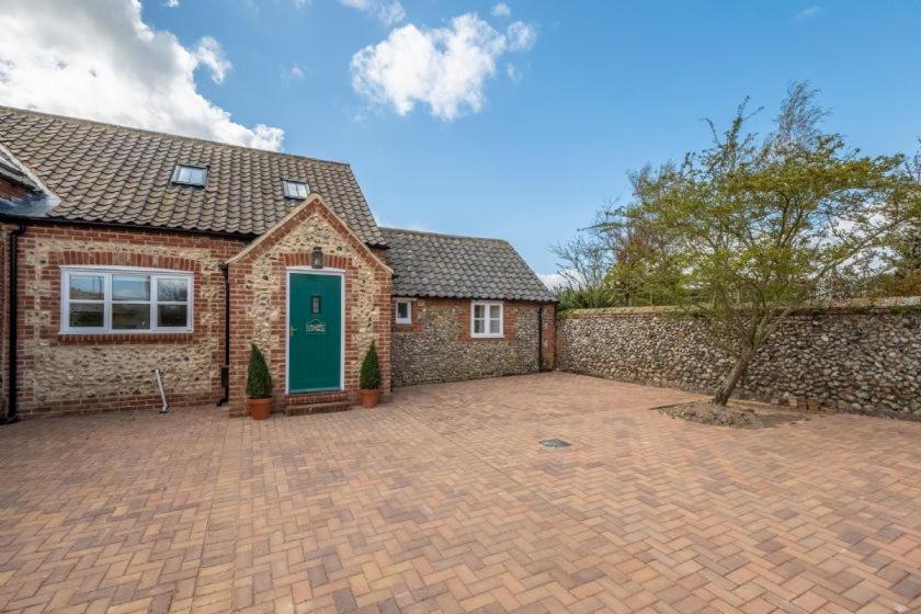 Gallery Cottage