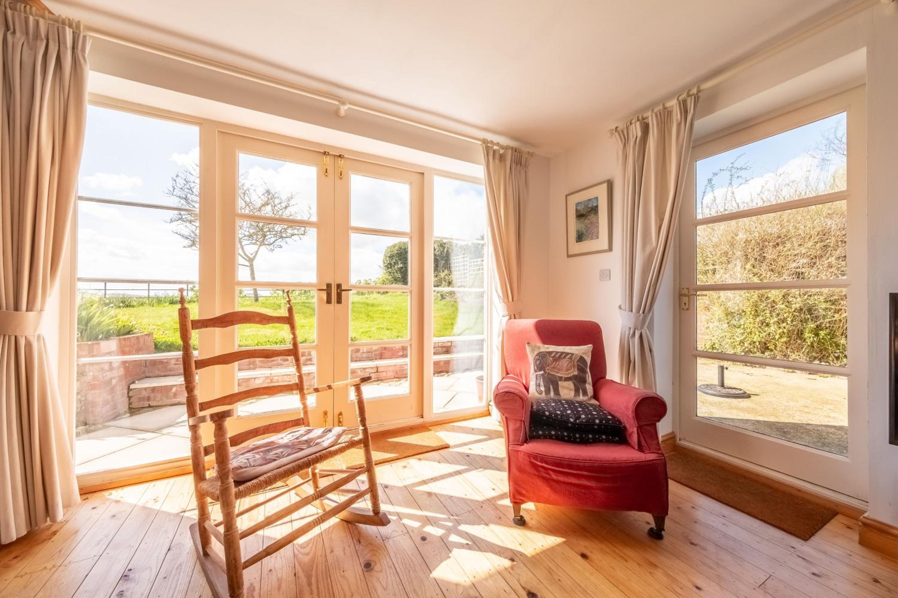 Gallery Cottage