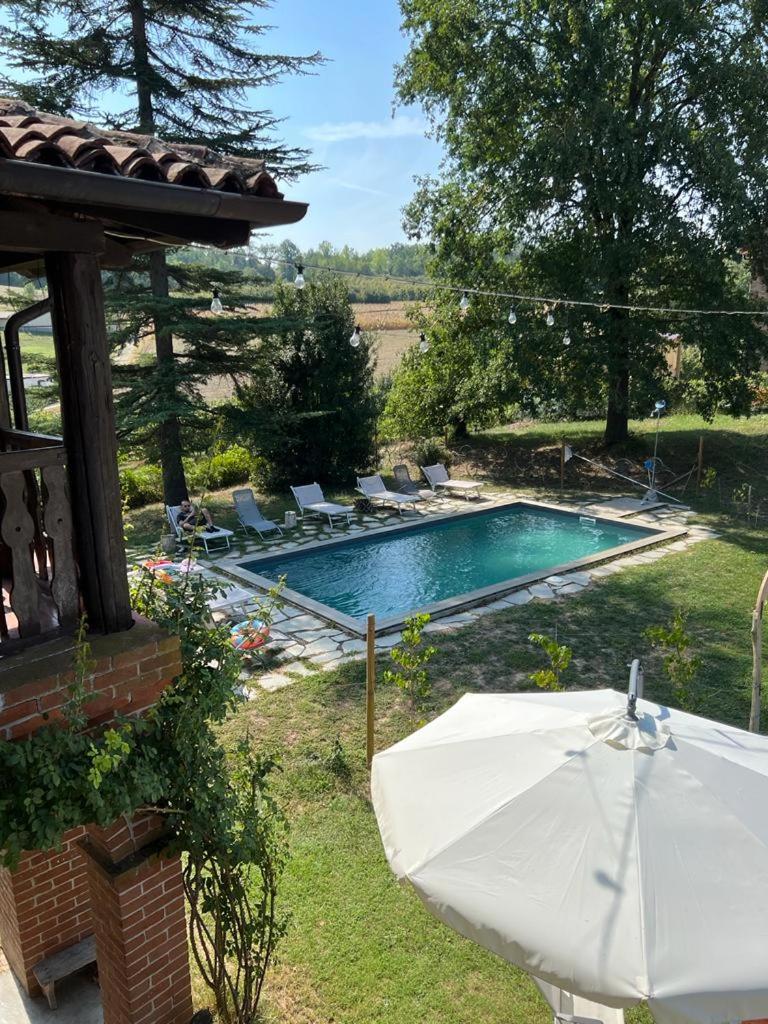 Casa delle foglie sussurranti
