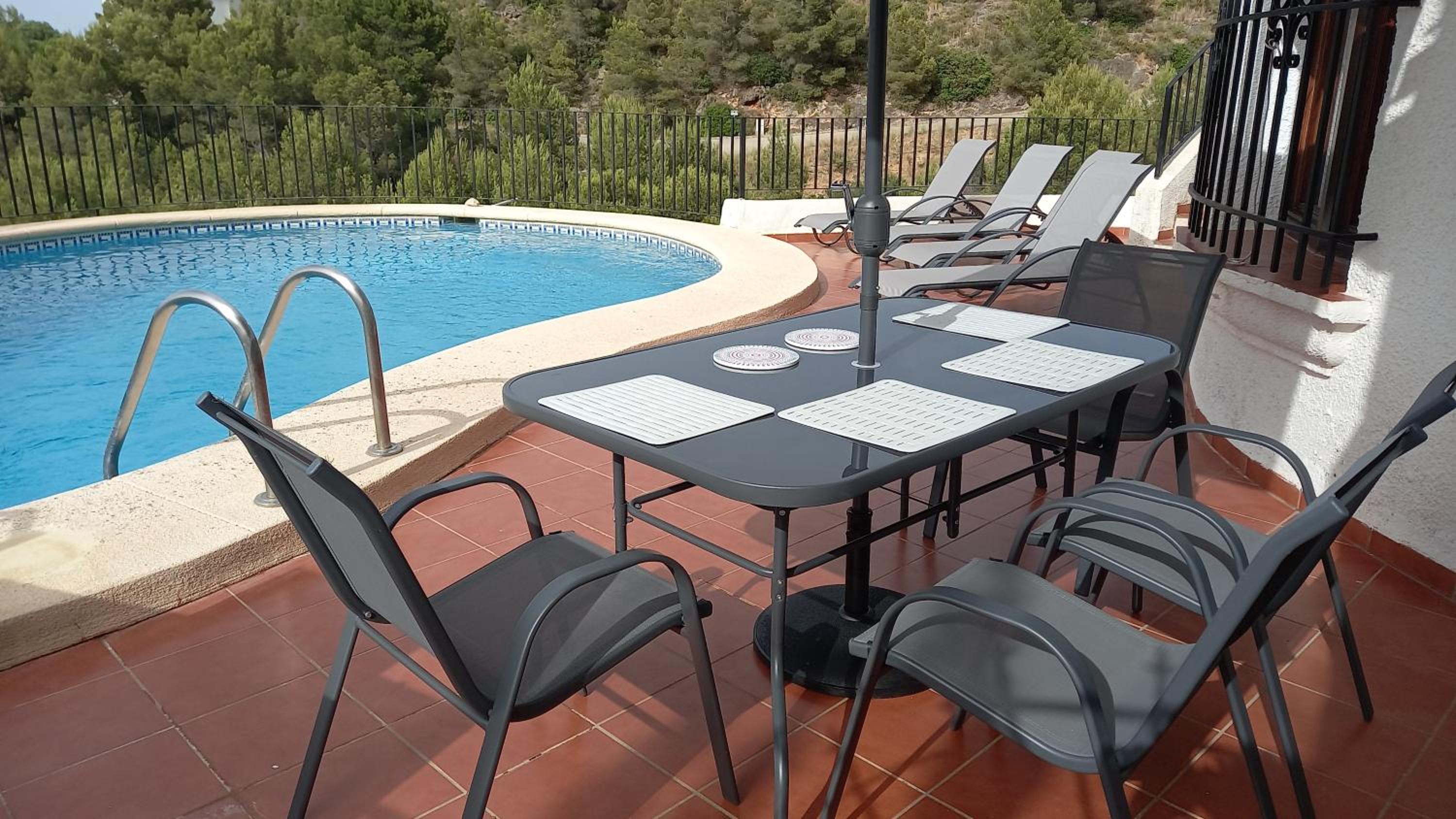 Maison avec logement indépendant, piscine privée et vue mer