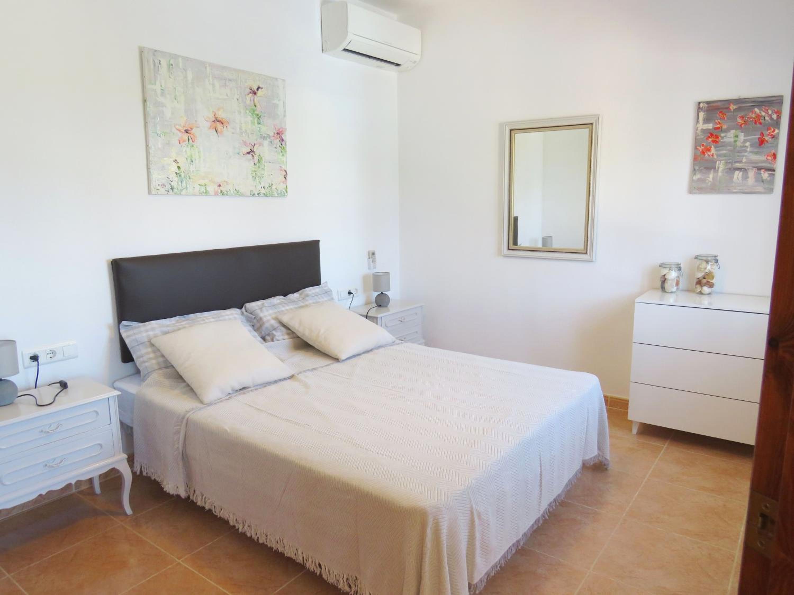 Maison avec logement indépendant, piscine privée et vue mer