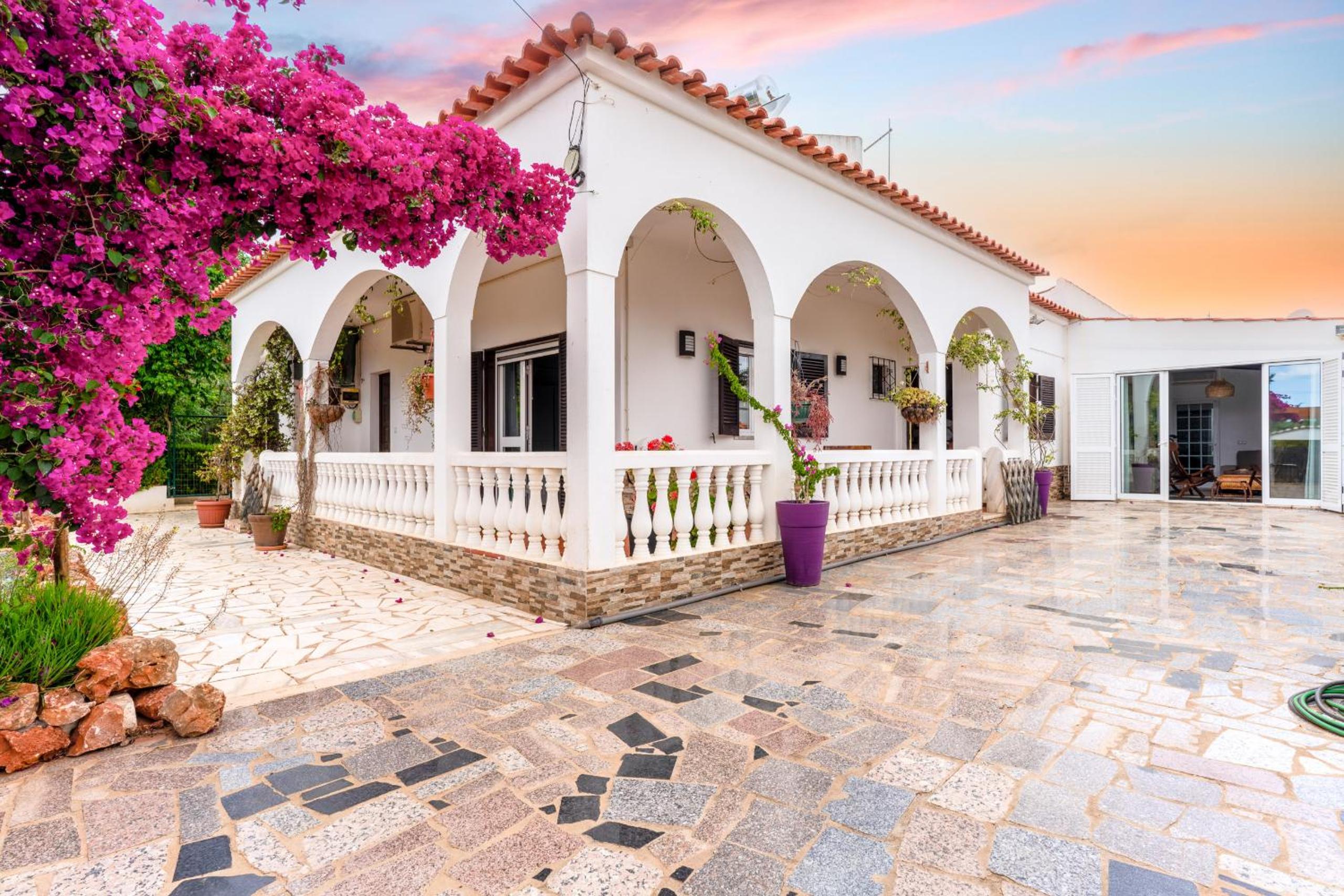 Rustic Retreat in Algoz view 2