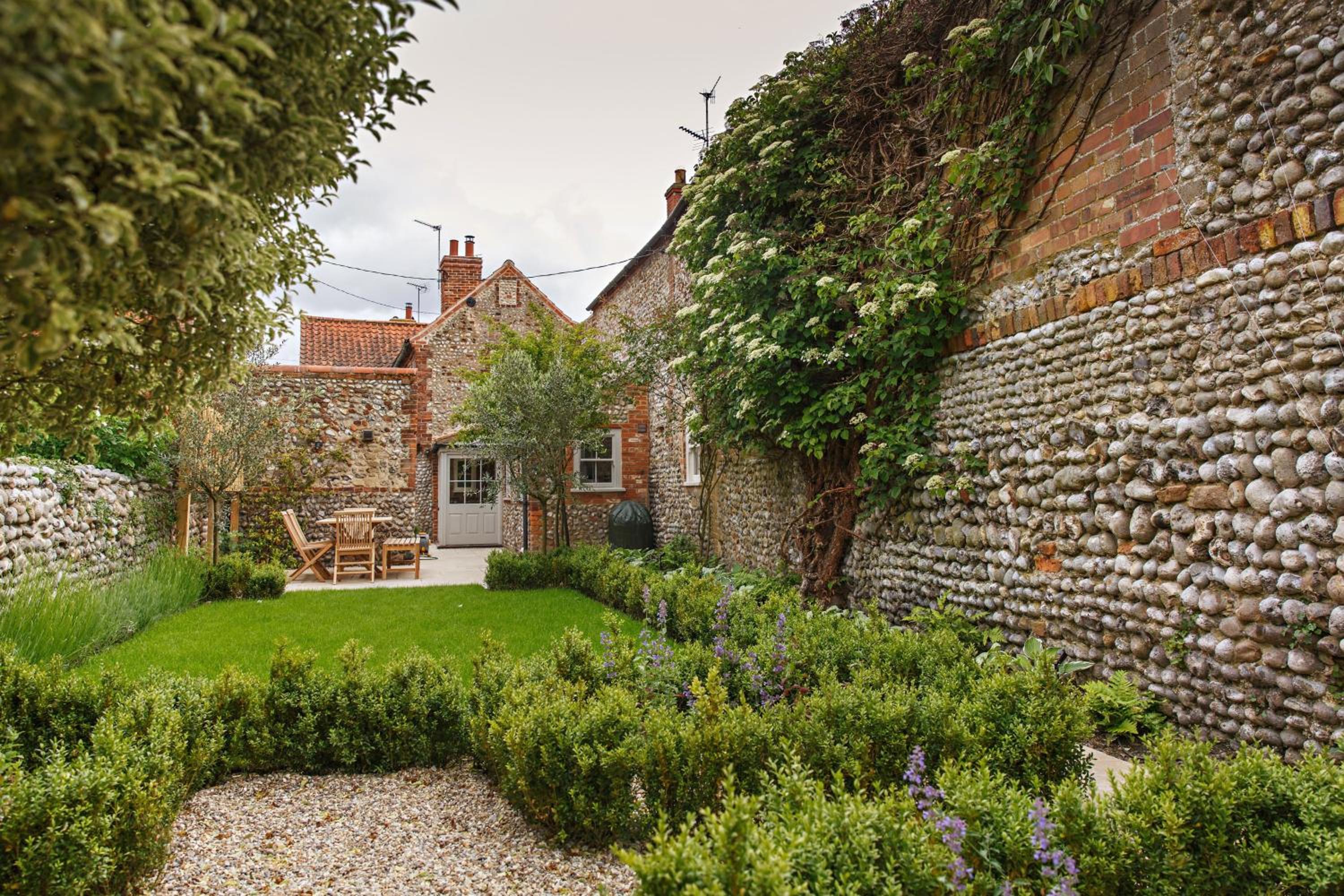 Sea Holly House view 5