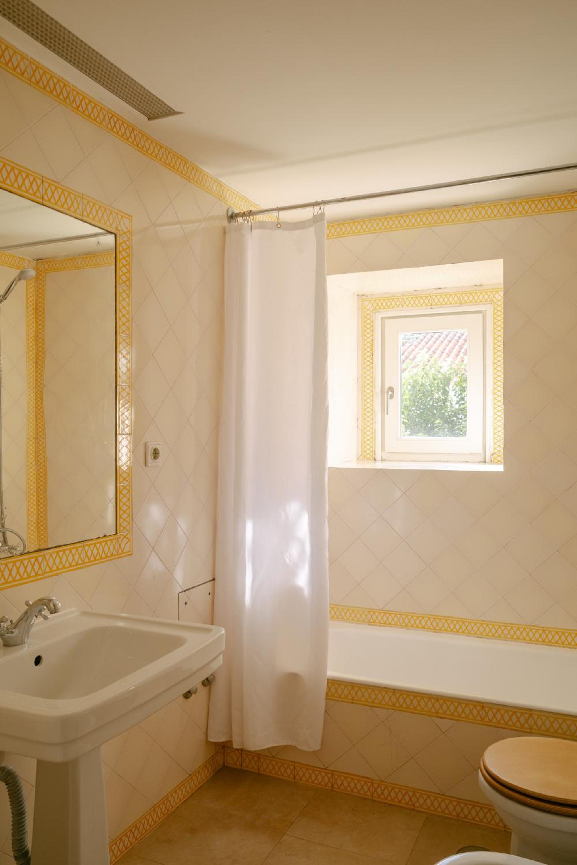 Secret Garden Apartment in Alfama view 4
