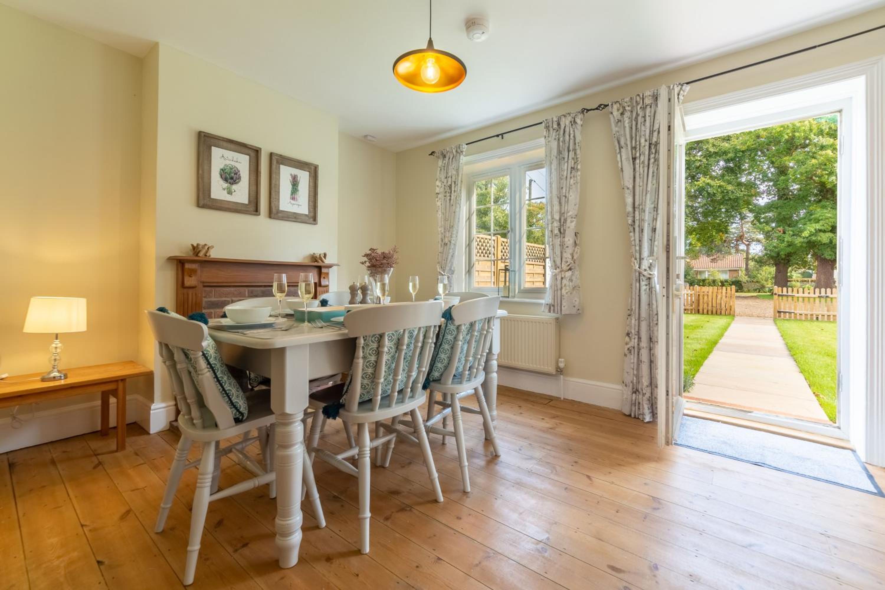 1 Hall Lane Cottages view 2
