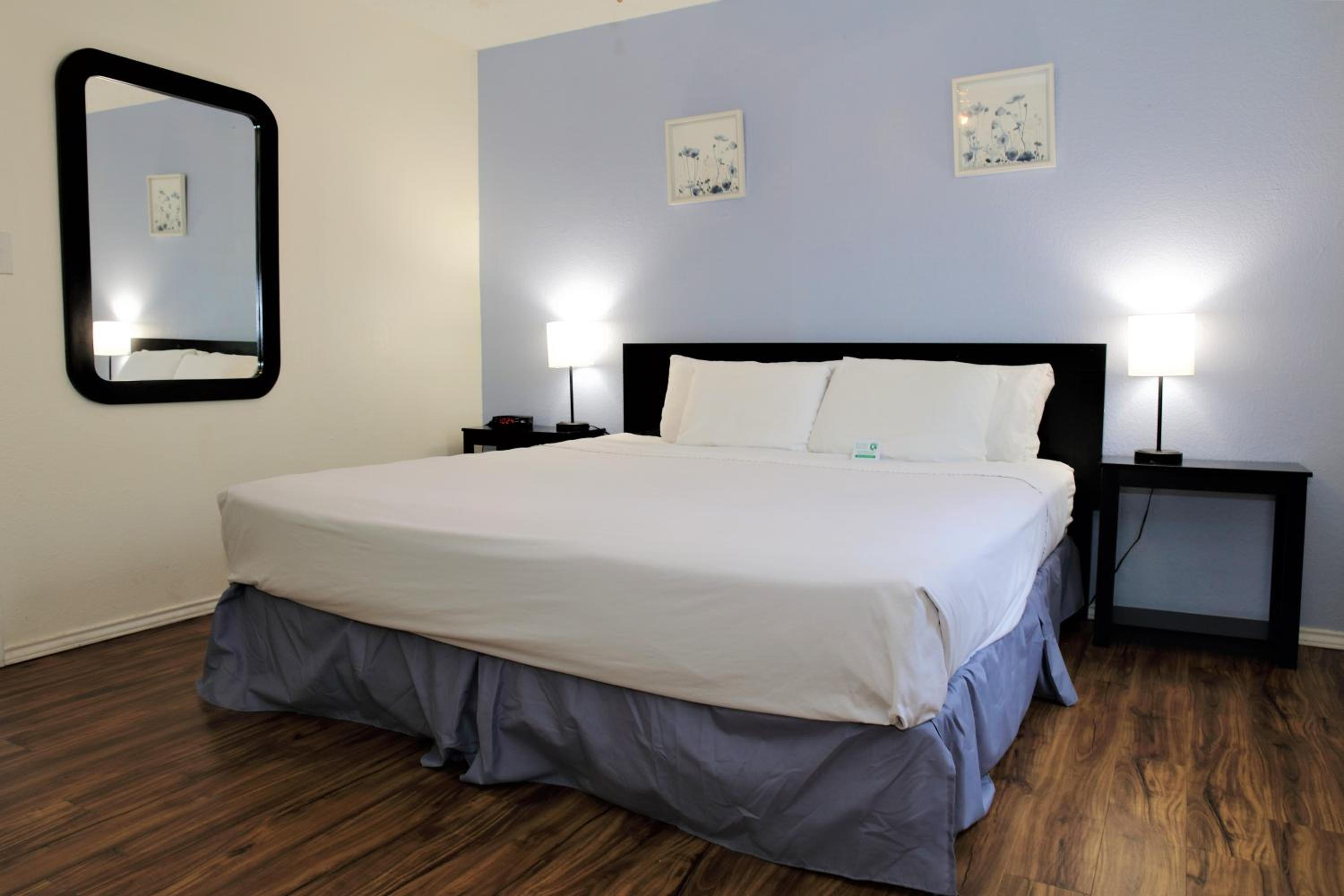 Victoria Palms Inn and Suites - Property Image 42
