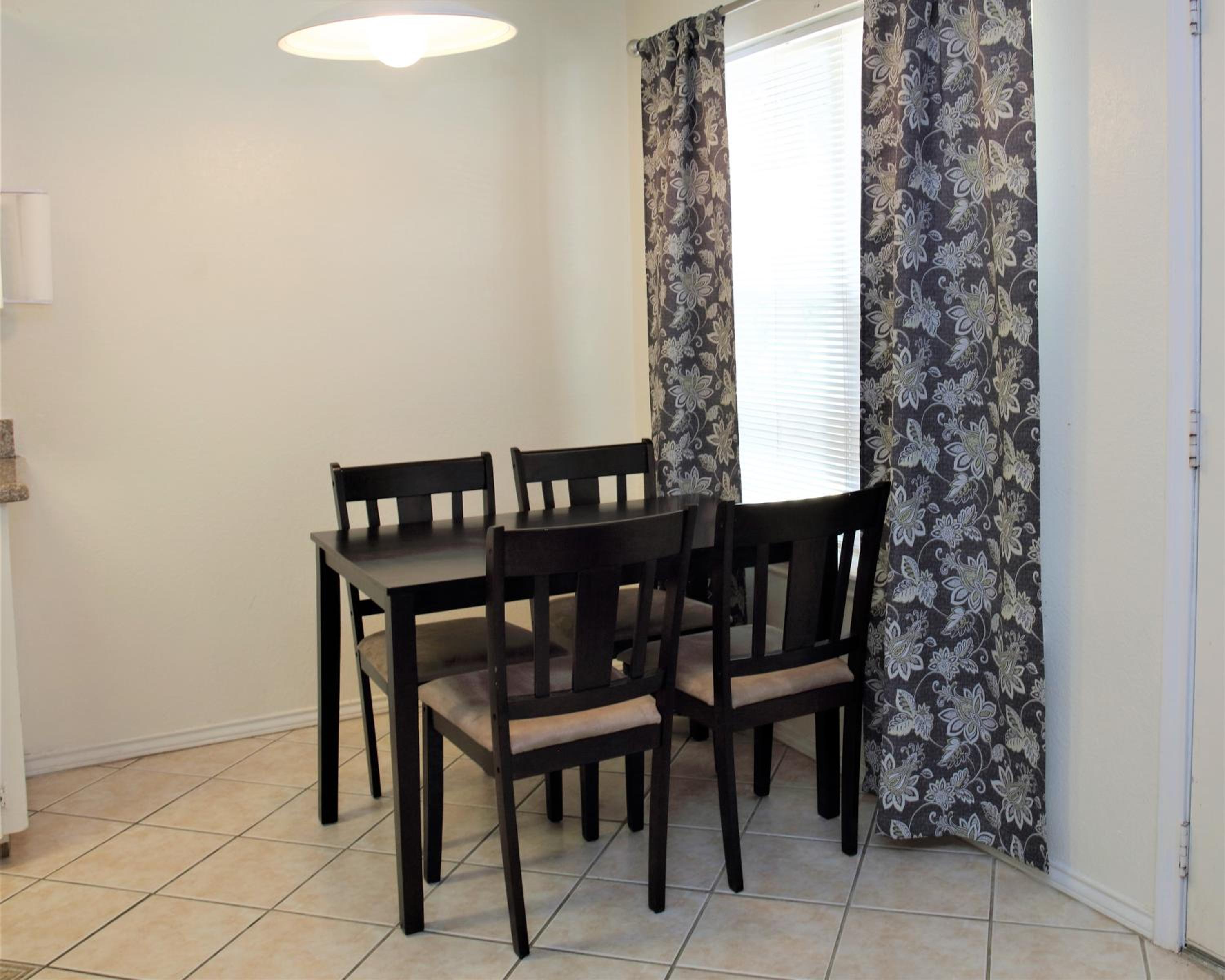 Victoria Palms Inn and Suites - Property Image 47