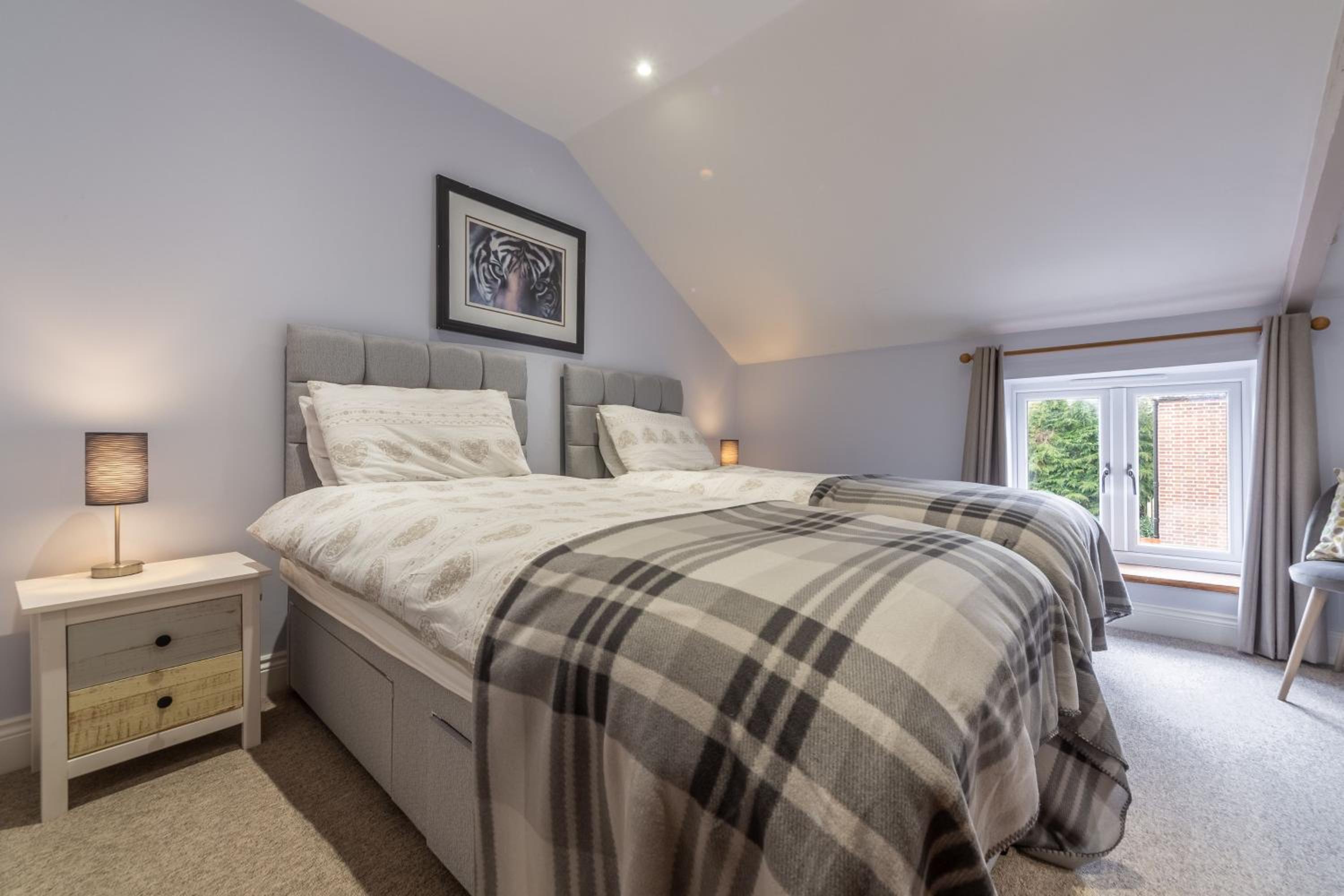 Greyhound Cottage