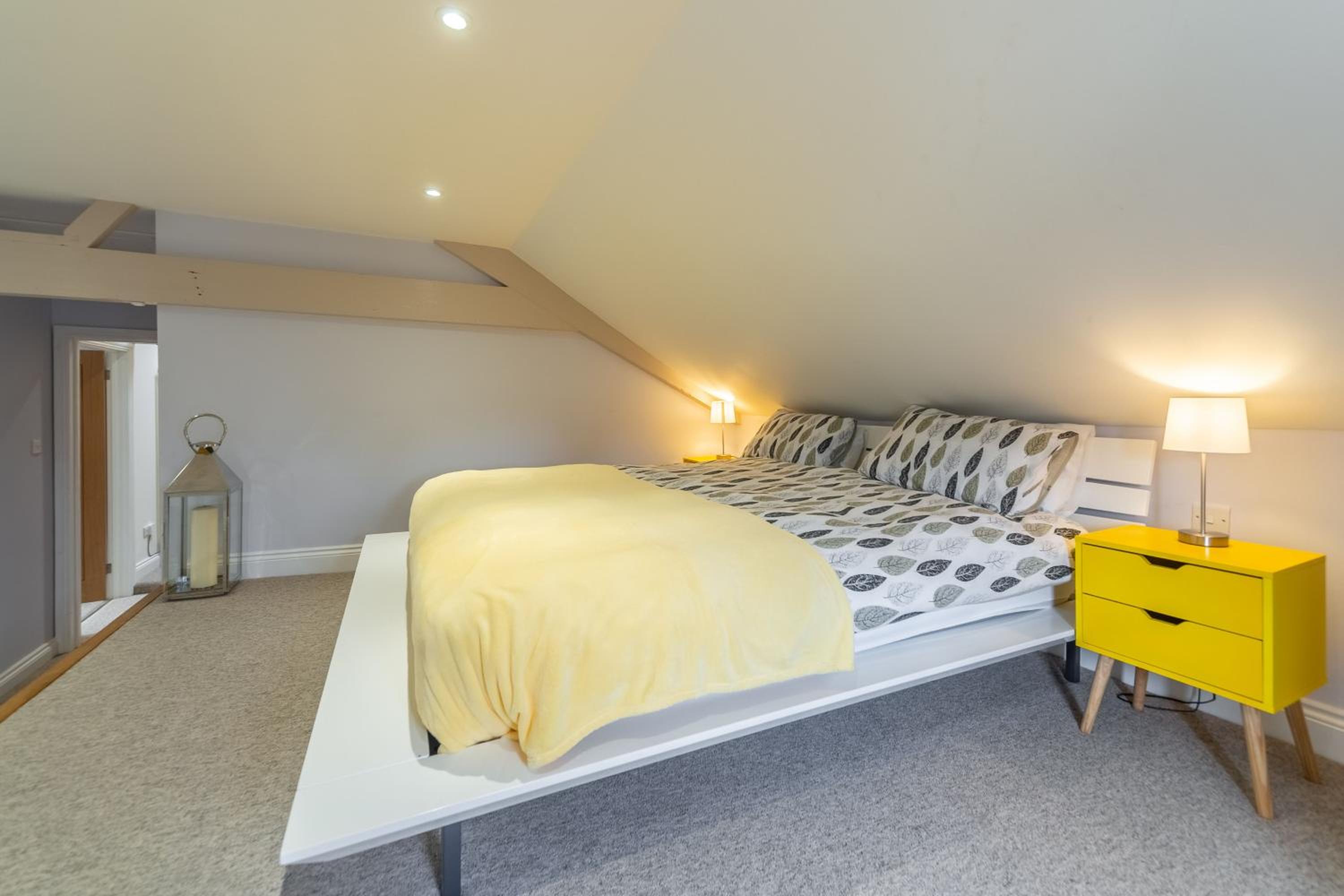 Greyhound Cottage