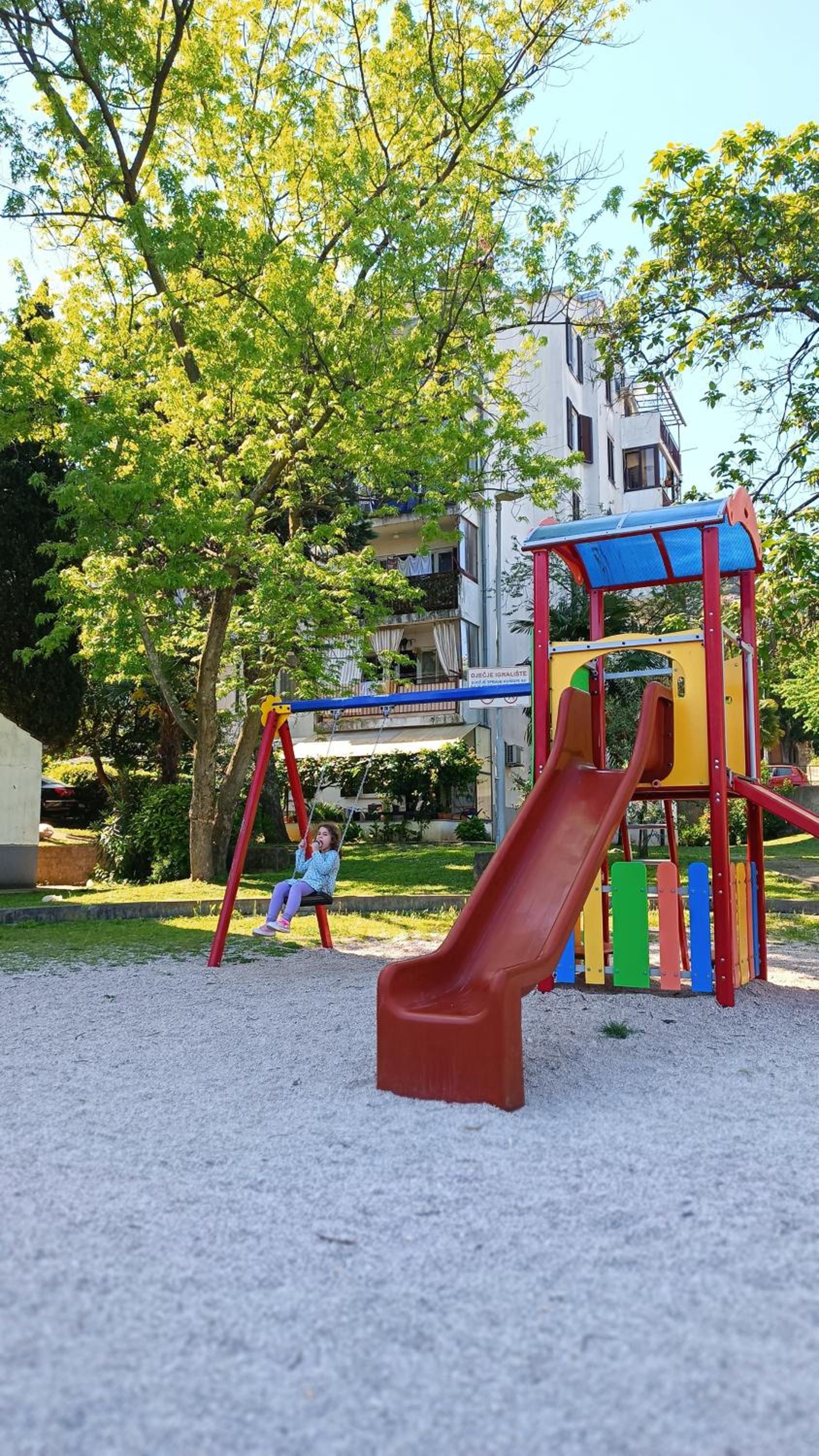 Apartman Leona