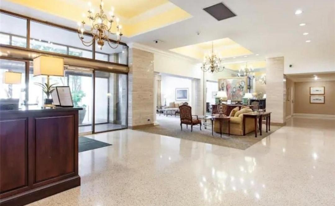 Cozy View Downtown Atlanta Condo view 4