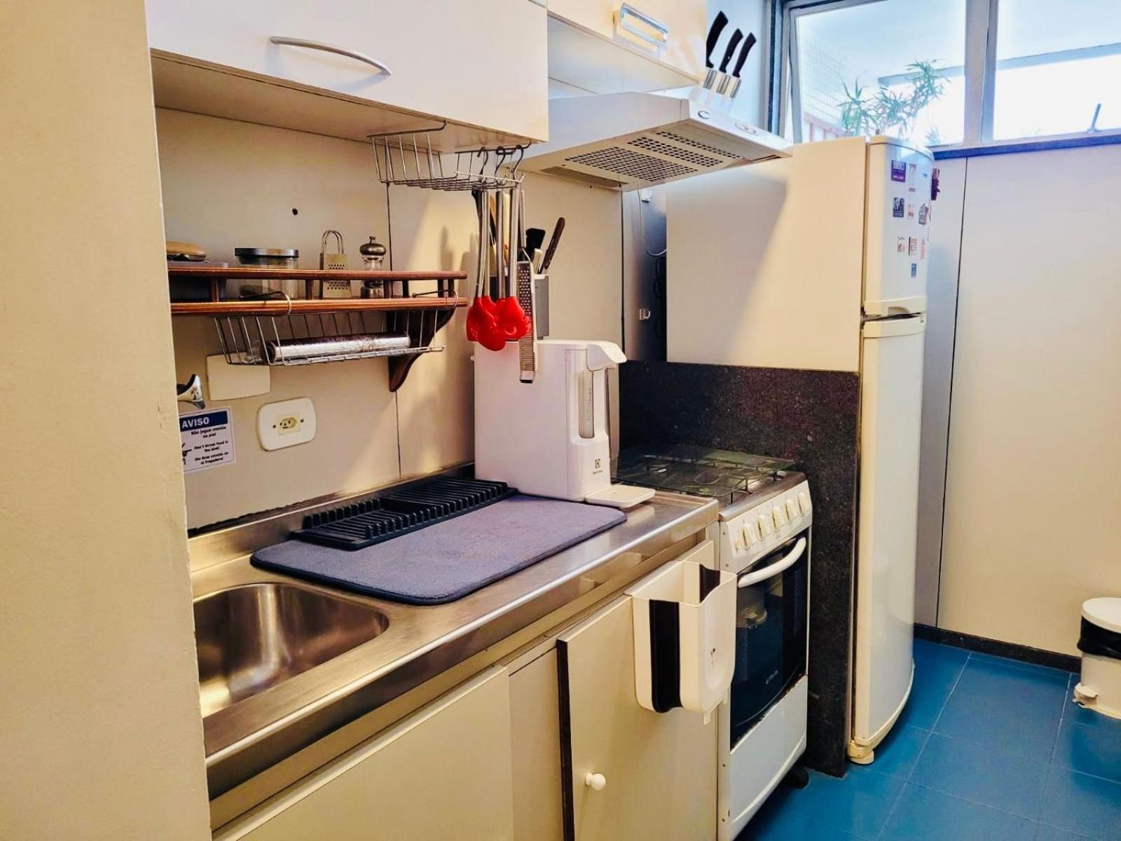 Leblon Flat Service 2 Bedrooms Sea View