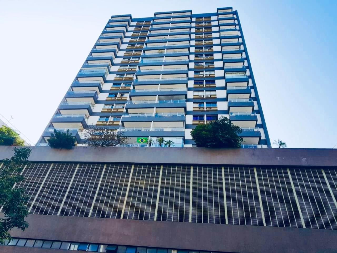 Leblon Flat Service 2 Bedrooms Sea View