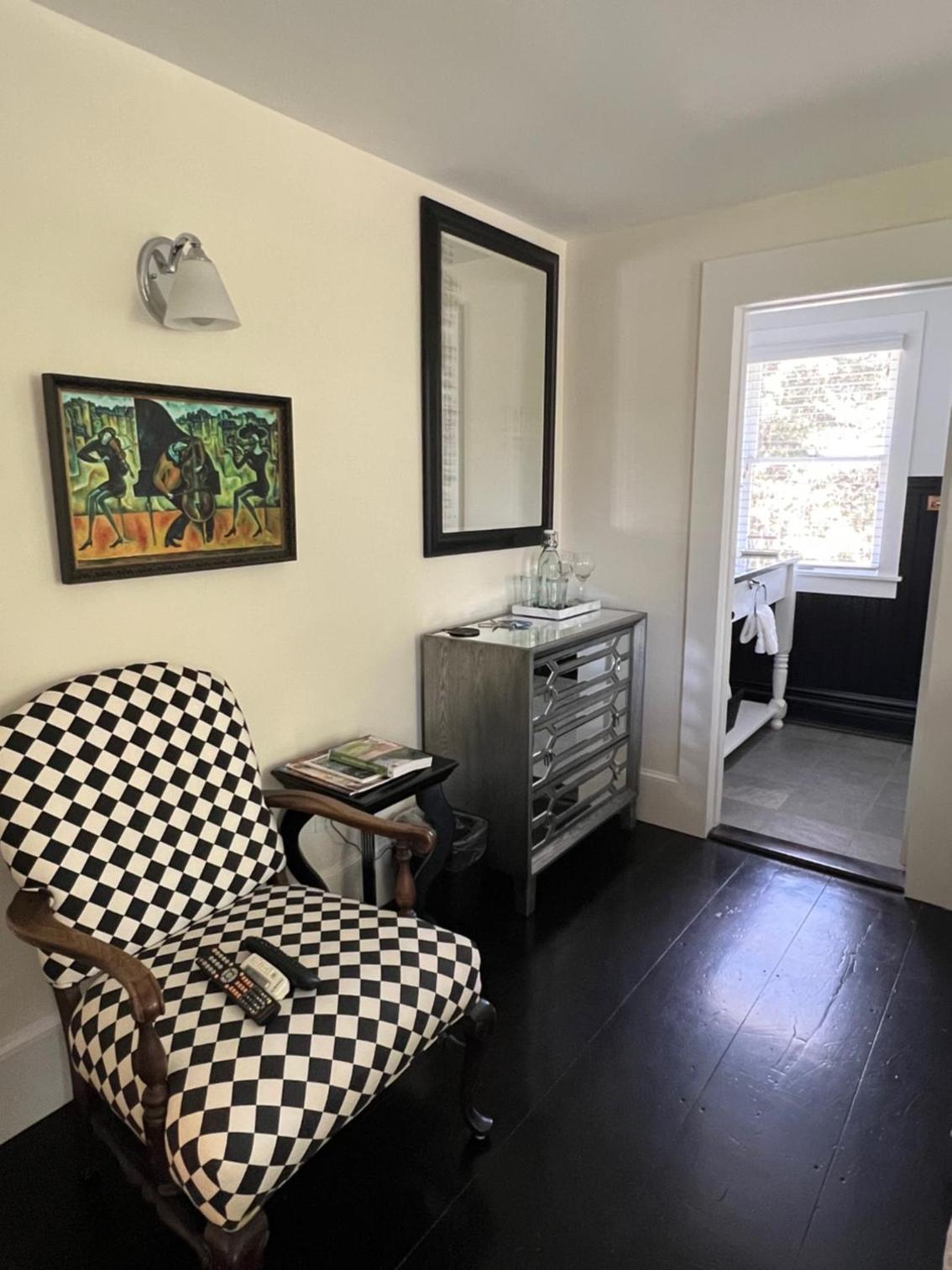 The Platinum Pebble Boutique Inn - Adults Only Property