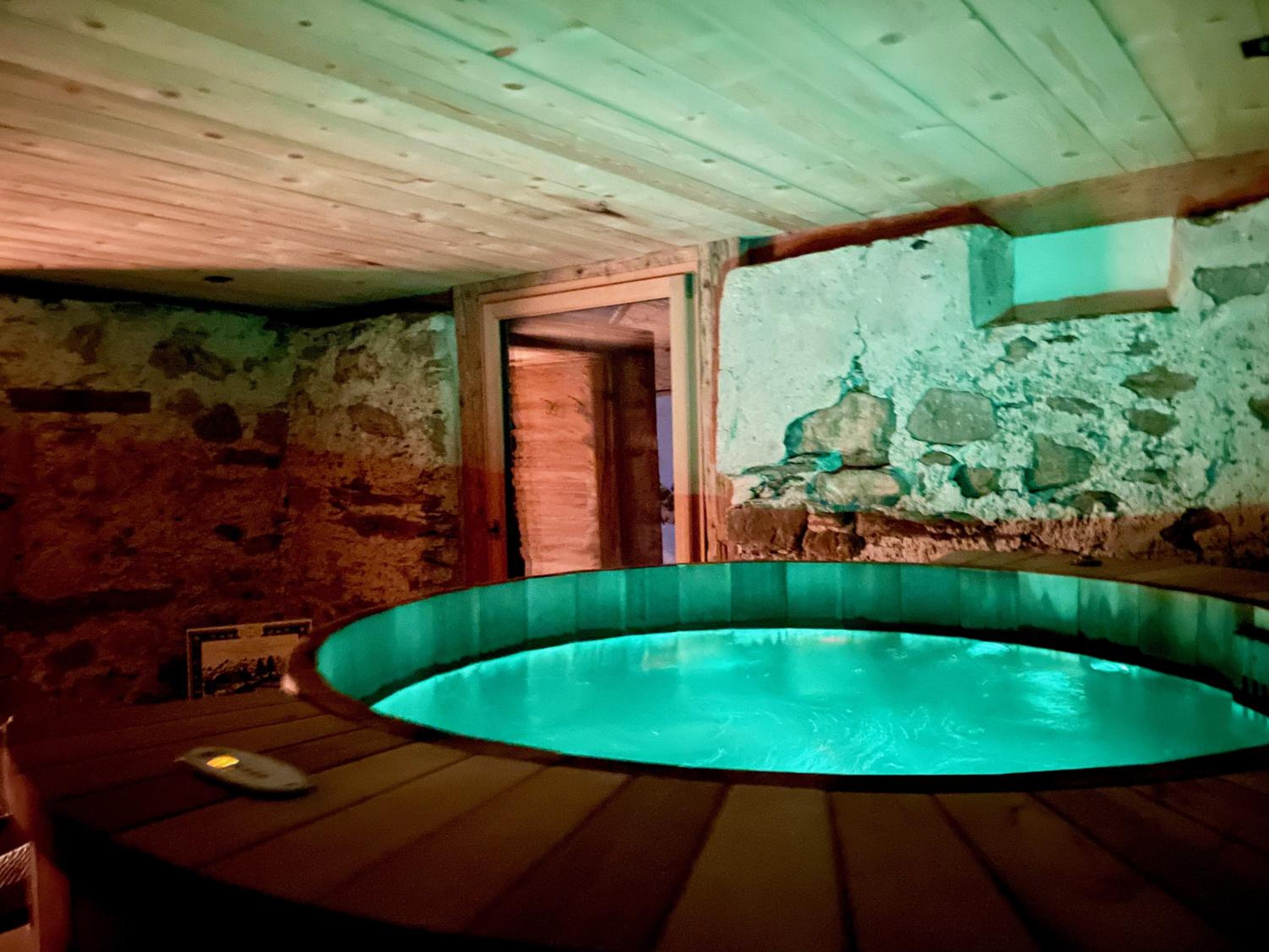 Alpen Charme - Chalet d'Hôtes et SPA