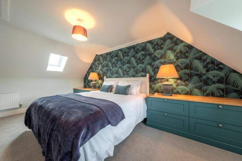 Acorn Cottage H