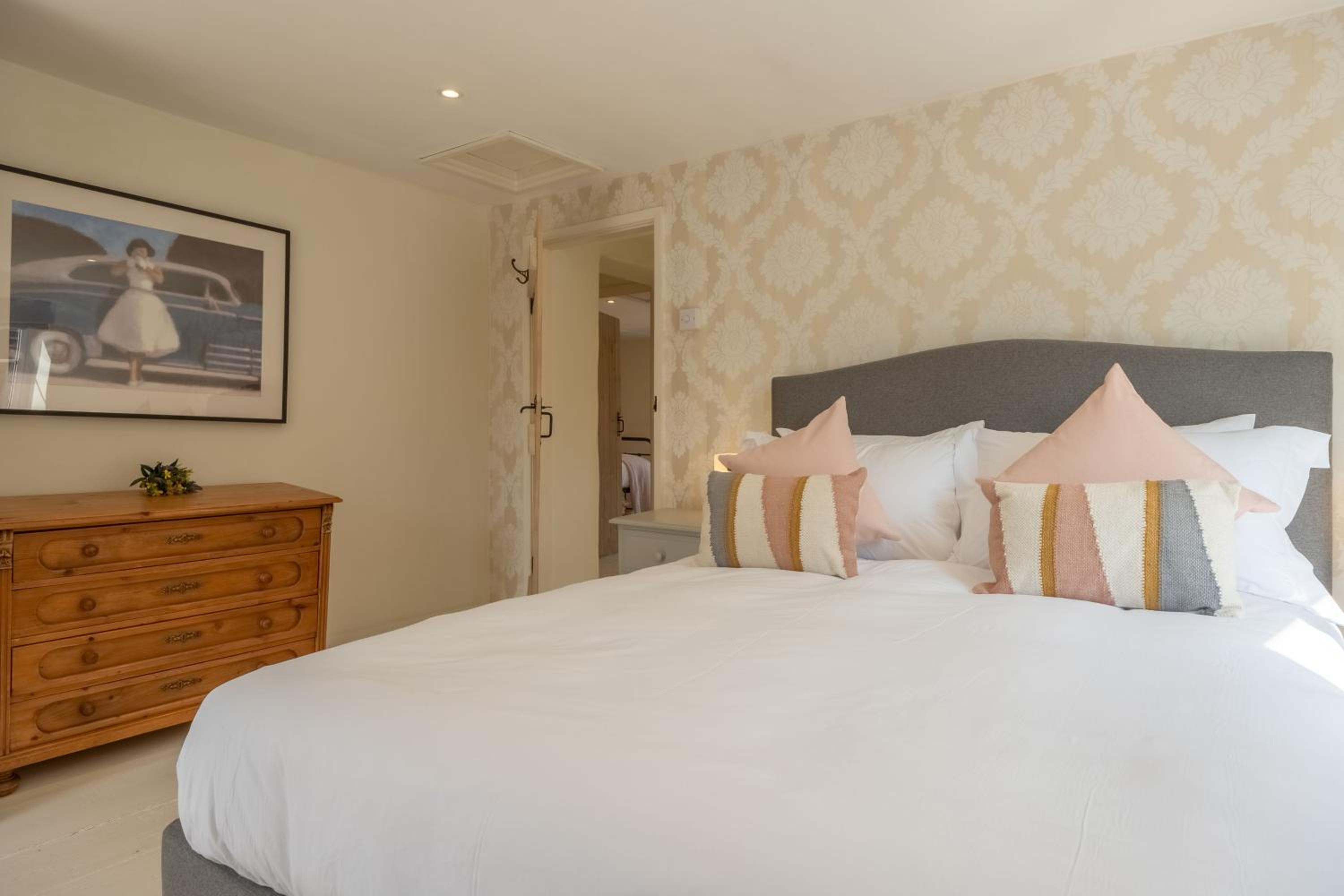 Ivy Cottage D