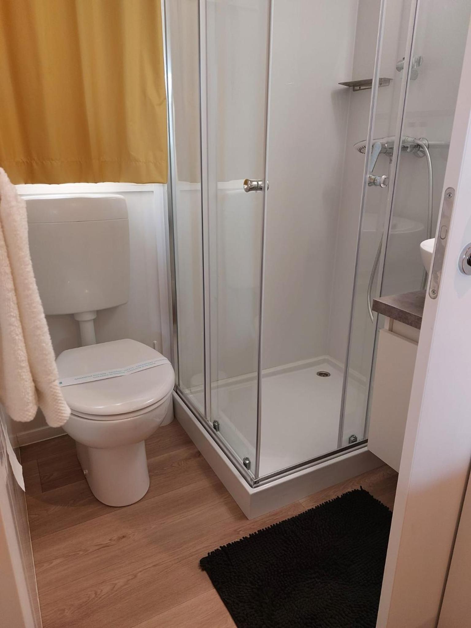 Mobile home Eden Pavlov view 5