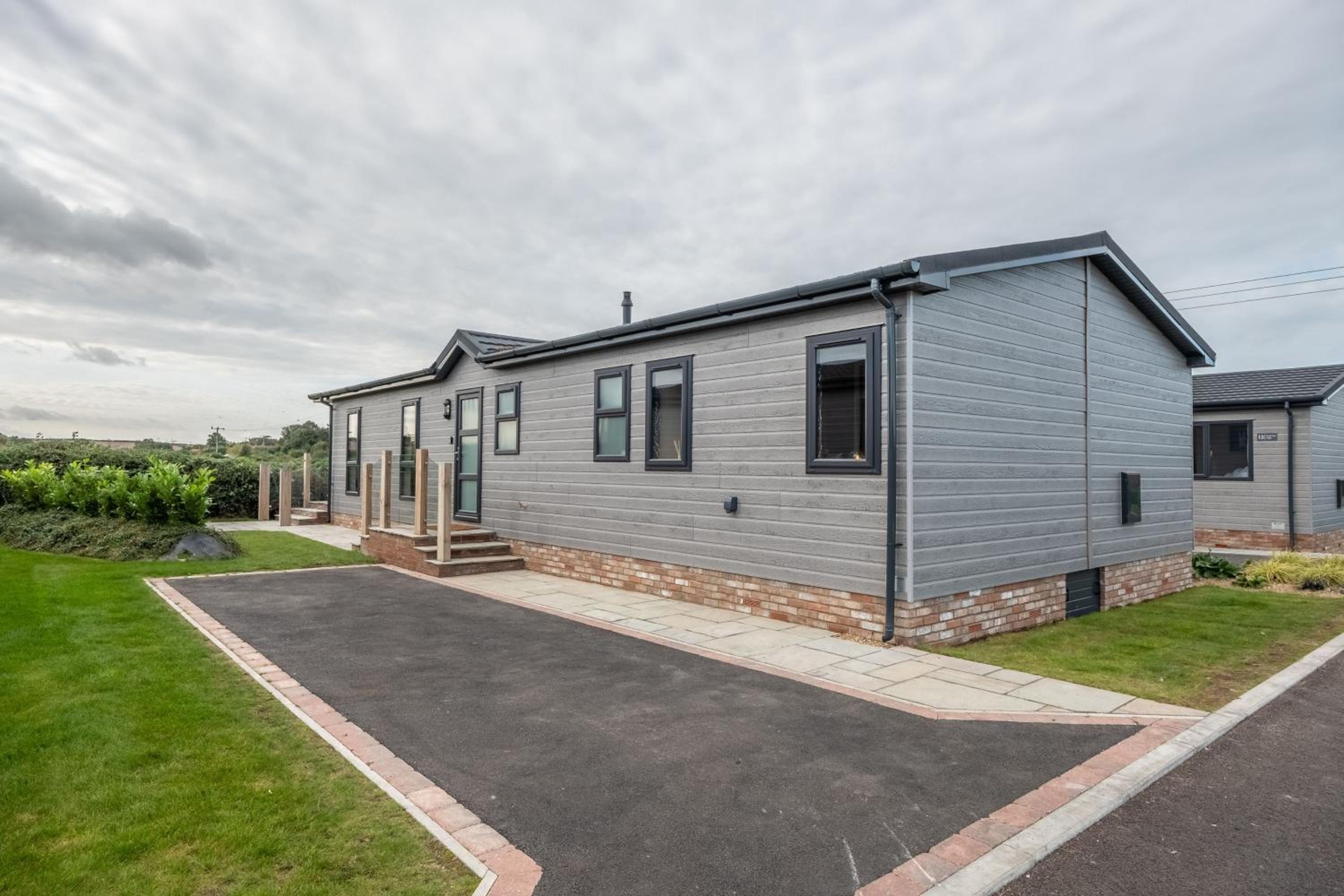 Twelve Burnham Lodge