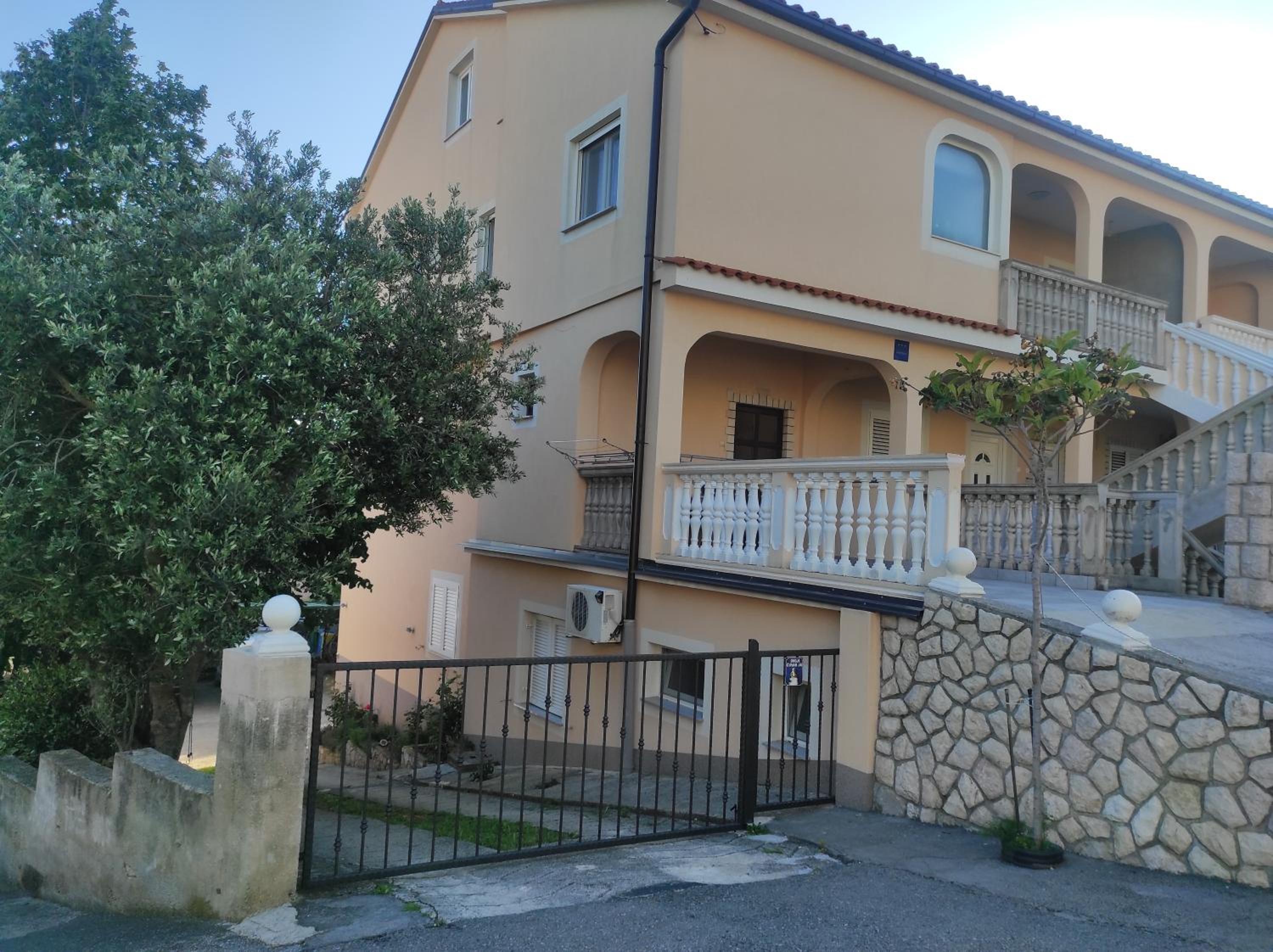 Apartment Snježana