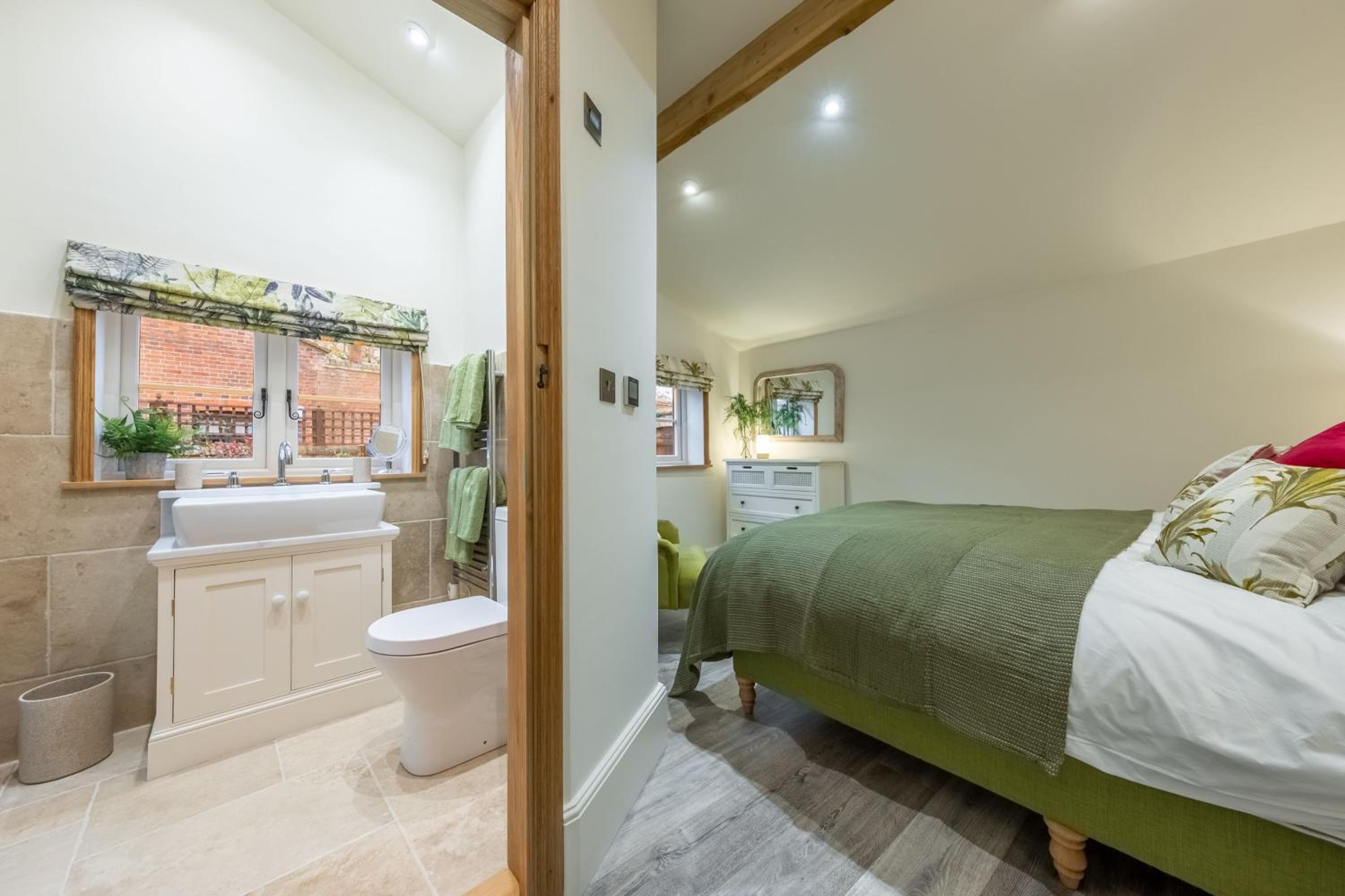 Photo 28