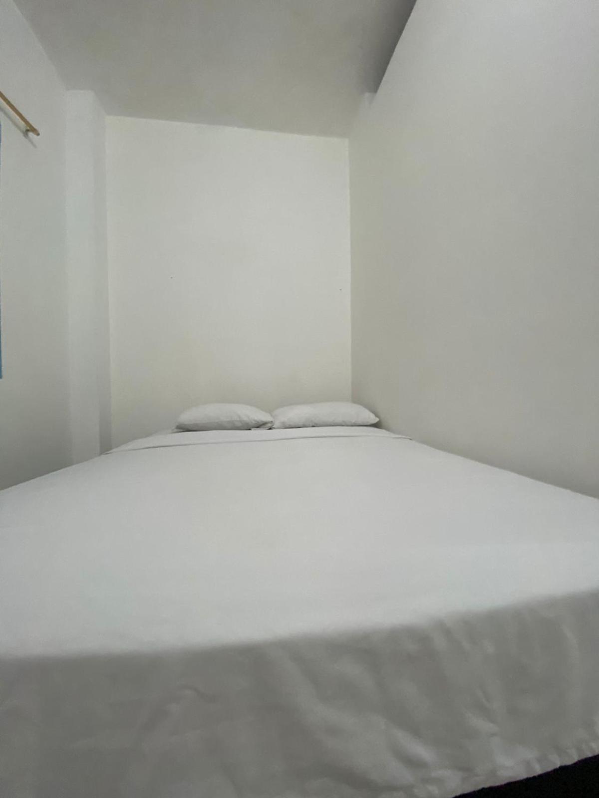 UFO Rooms