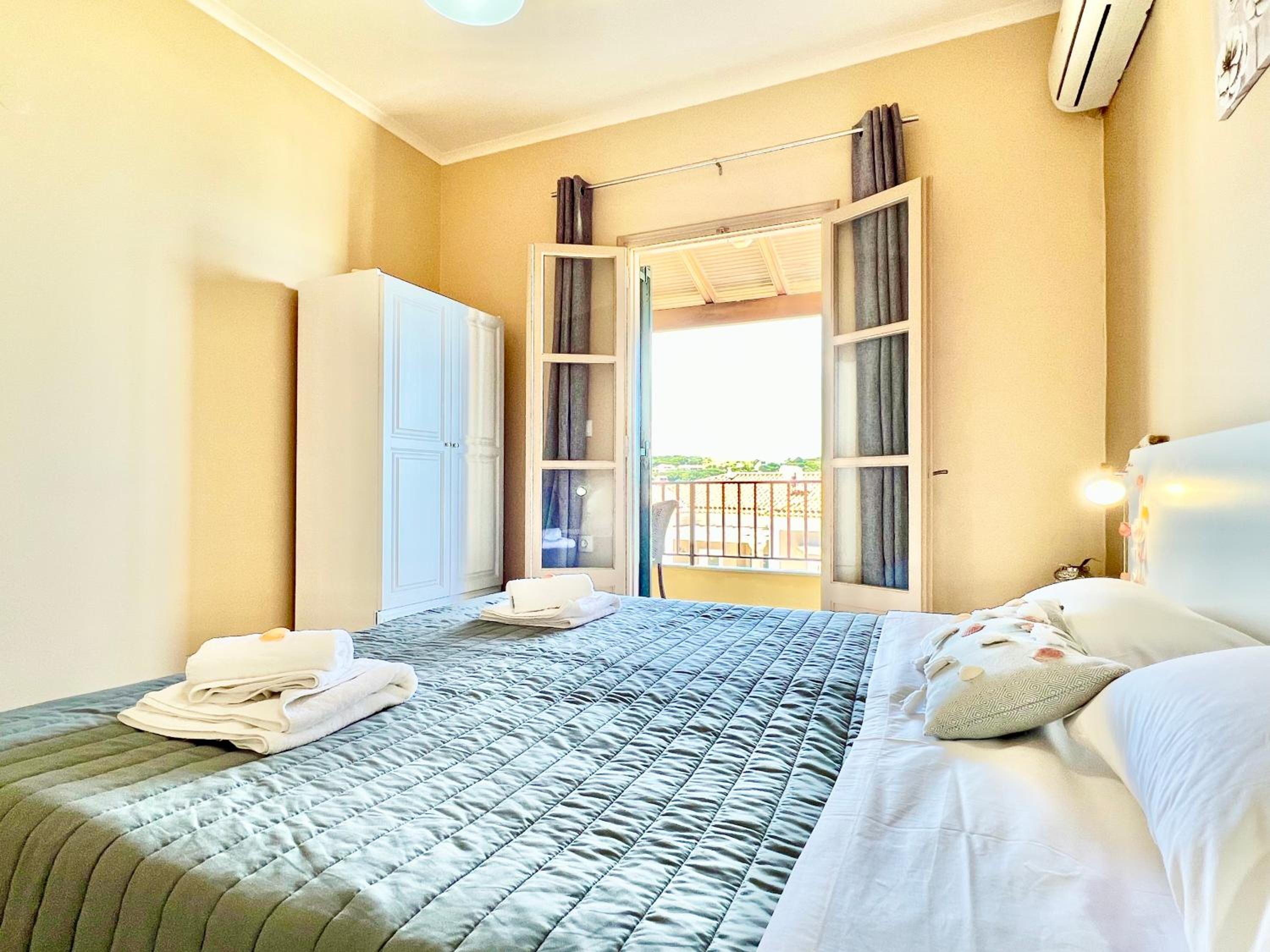 Beachfront Villa Bellevue by DadoVillas