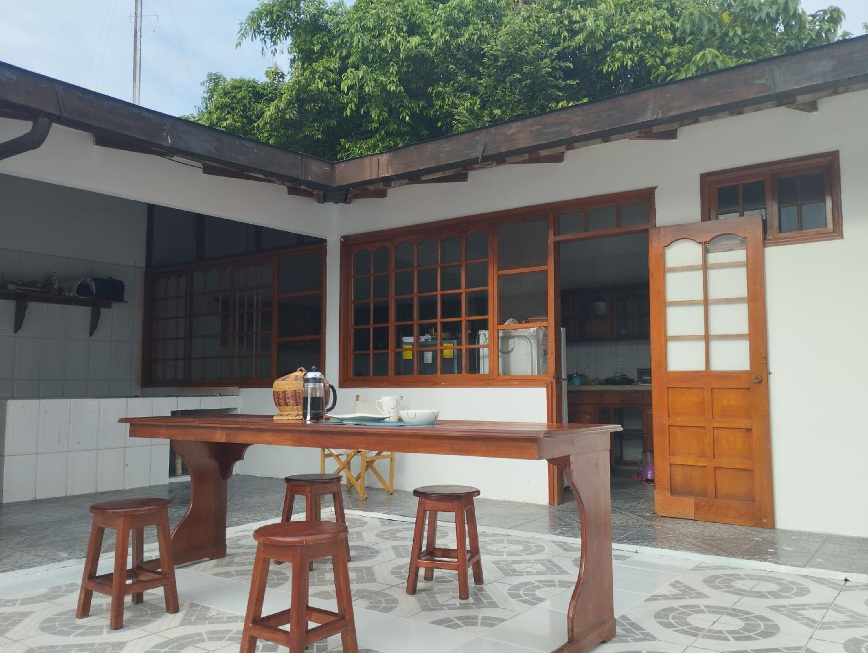 LETICIAS GUEST HOUSE