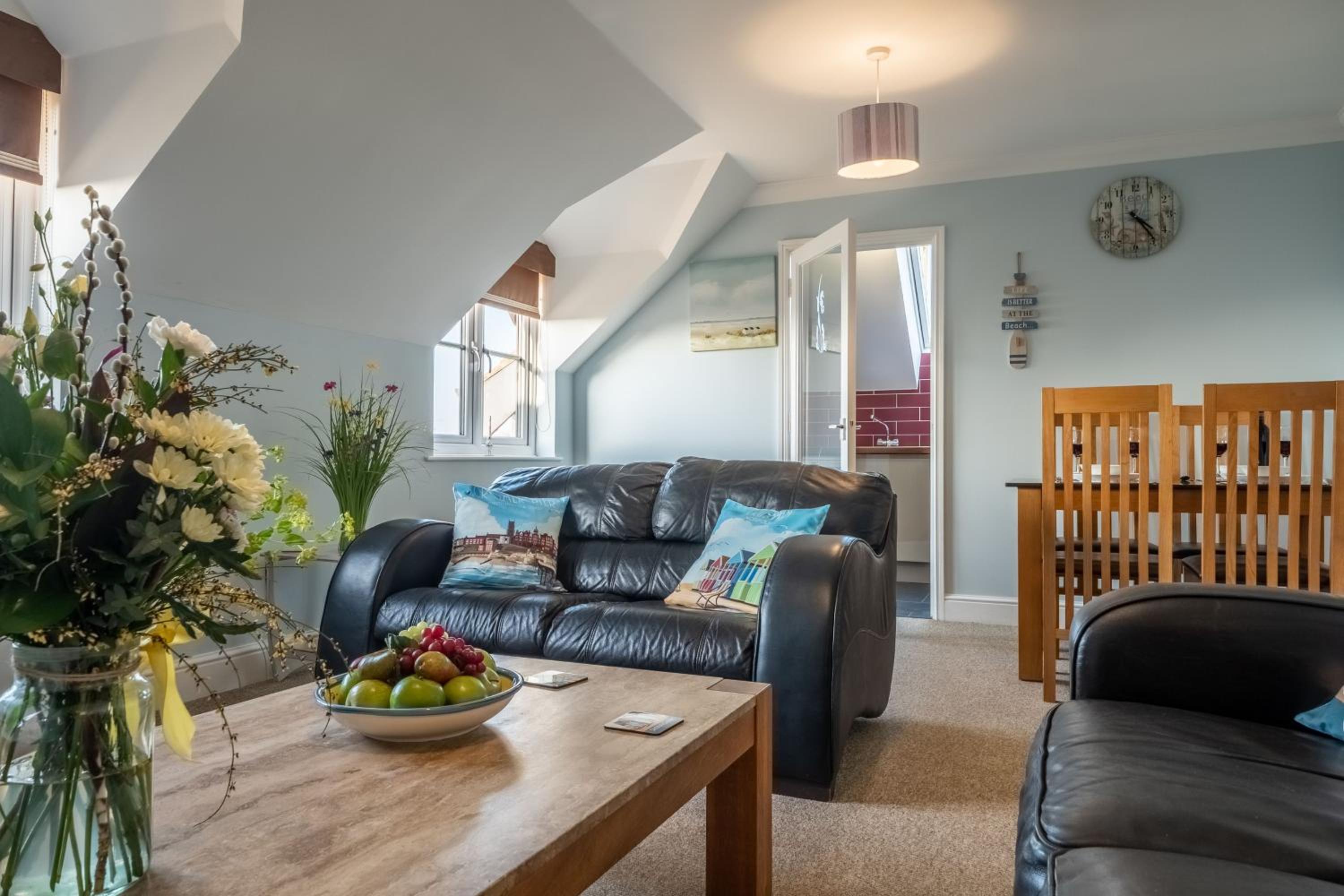 Apartment Eight by the Sea