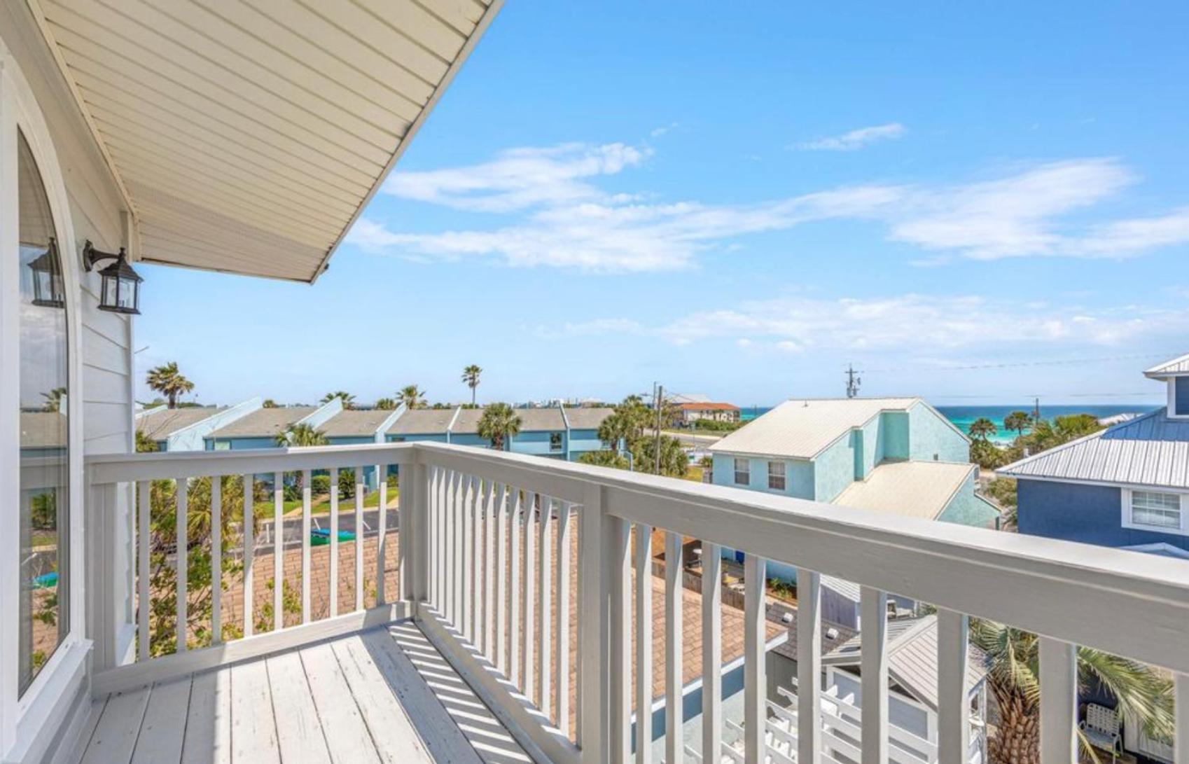 Sea La Vie view 5