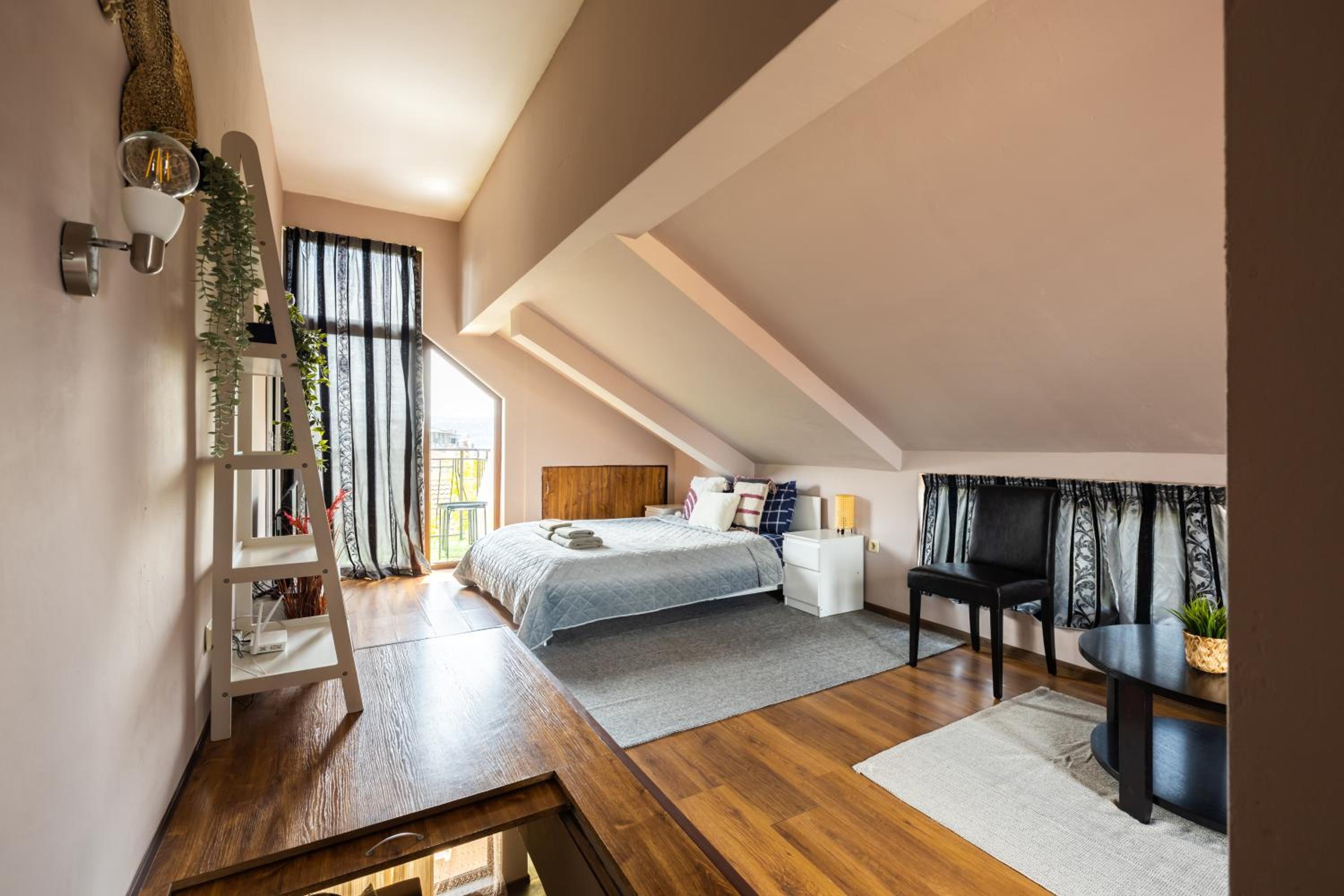 Quiet Maisonette メ Free Parking