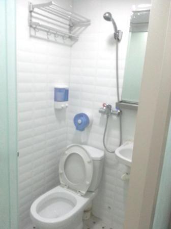 K & B Hostel