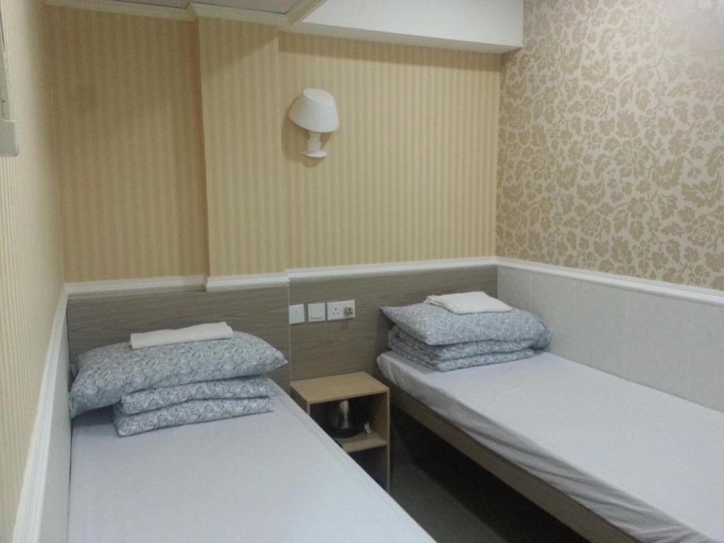 K & B Hostel