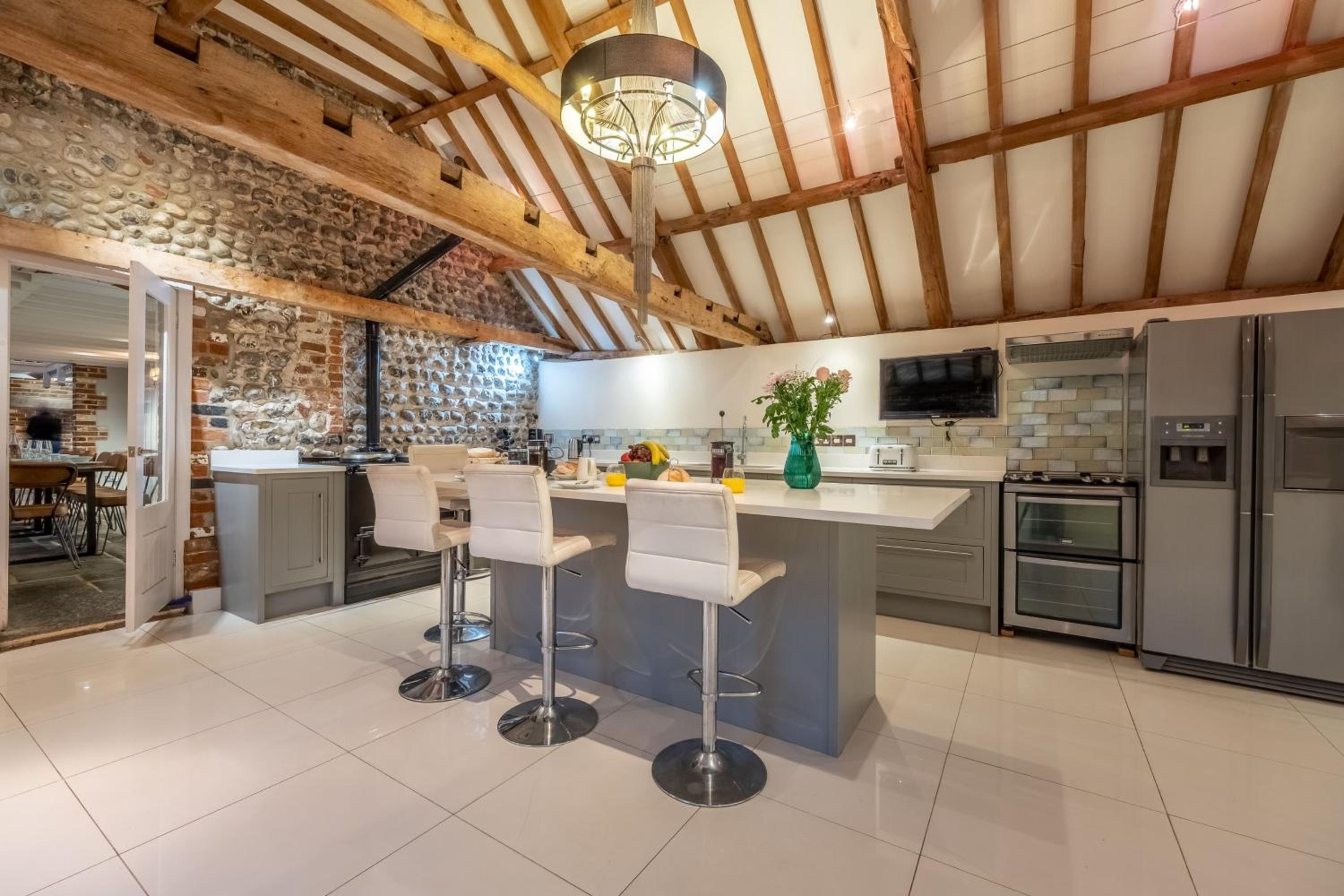Primrose Farm Barn 14 view 5