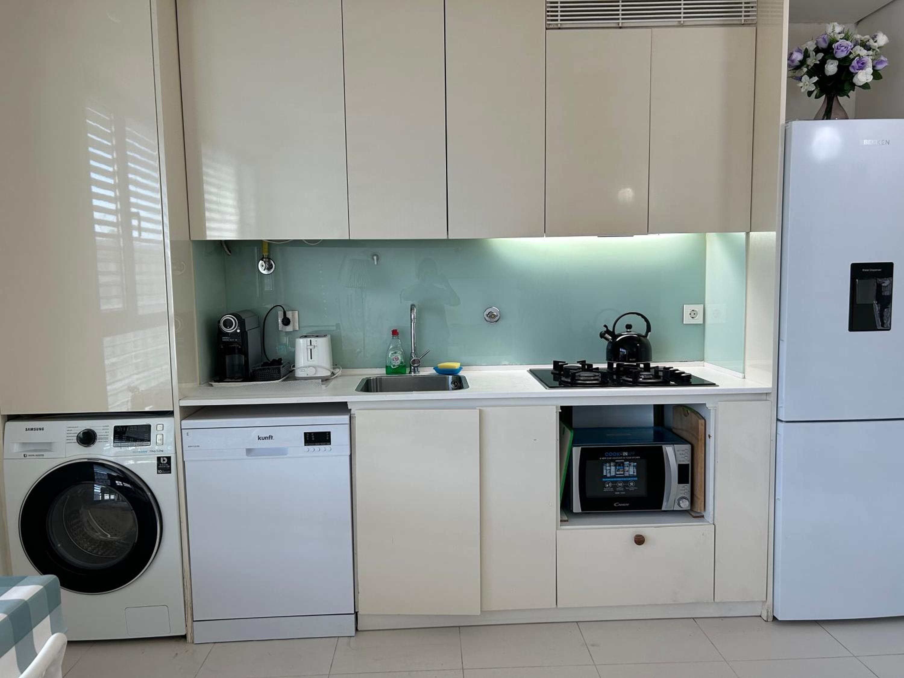 YingYing Apartamento with a free parking space view 3