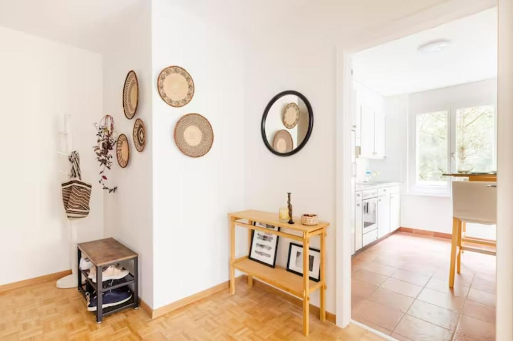 Spacious 52 sqm Cozy Flat - Free Parking - 10 min to Lausanne Old Town