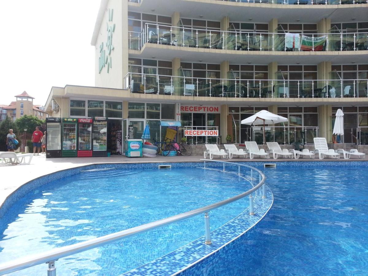 Julia Family - Menada Apartments